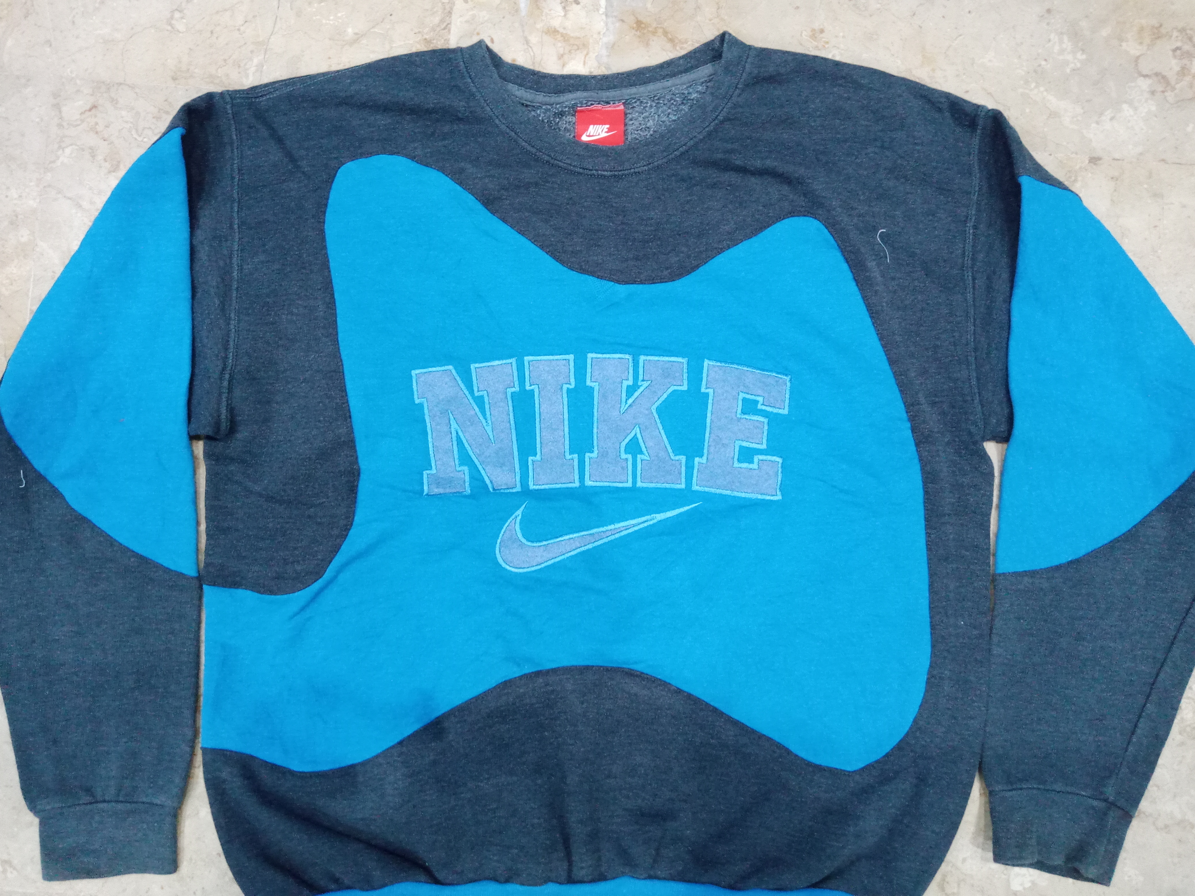 Rework Style Nike Sweatshirt 50 piece