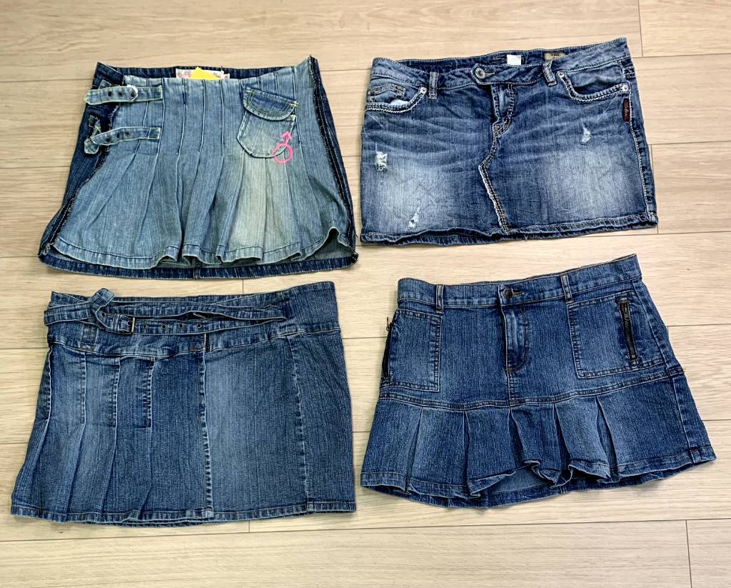 Italian Bale Y2K denim Skirt , (RX-048)