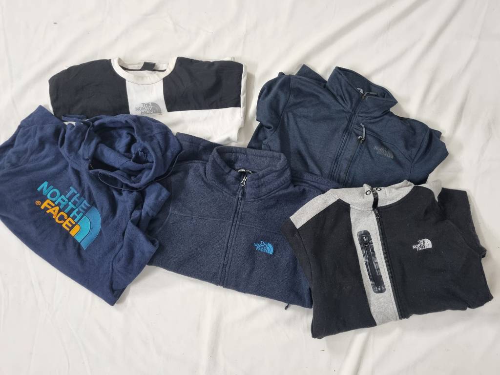 The North Face SweatShirts/ Zippers/ Sweaters