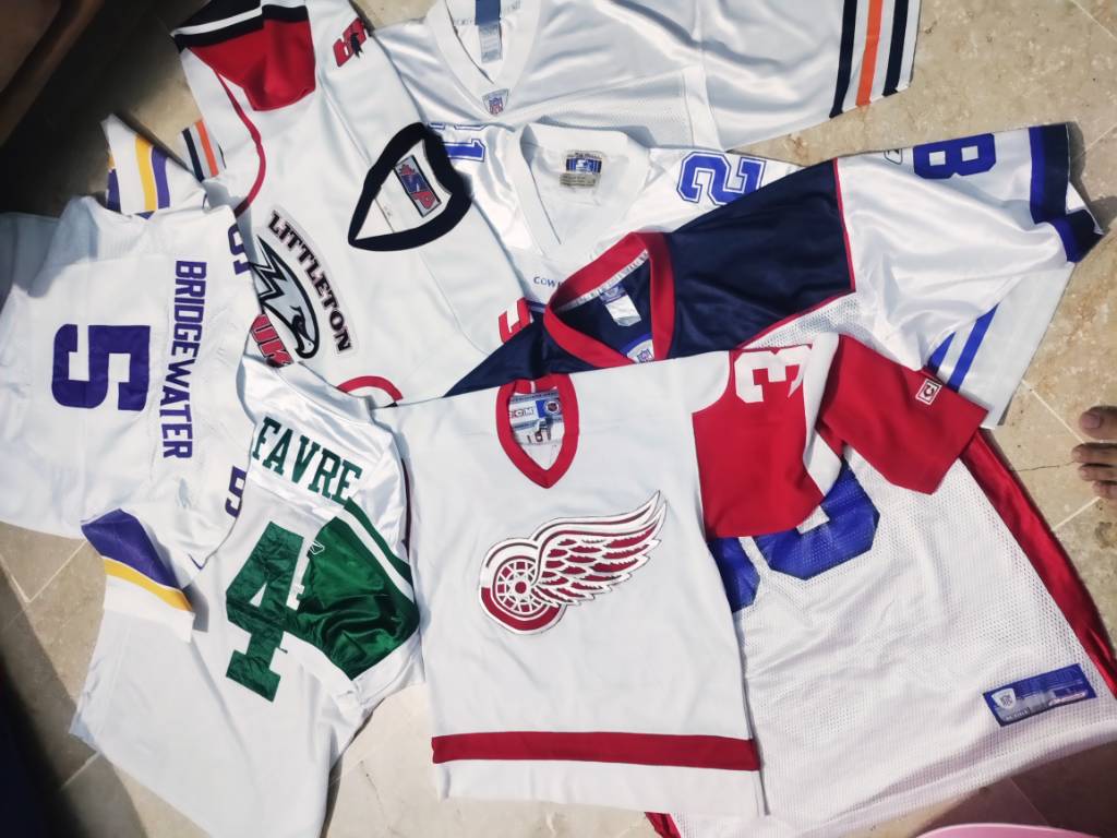 Man's 90s Nhl Nfl