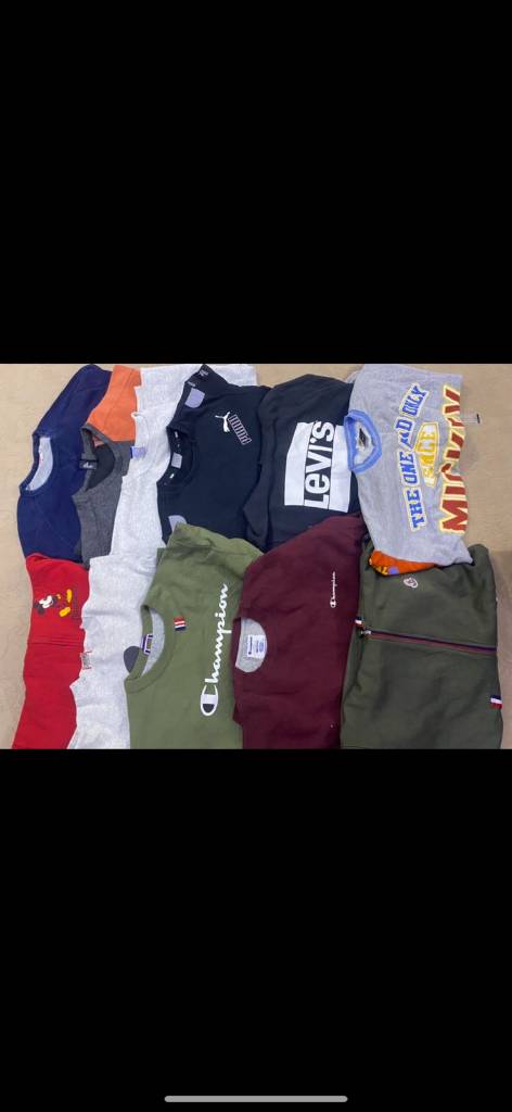 Roundneck Sweatshirts