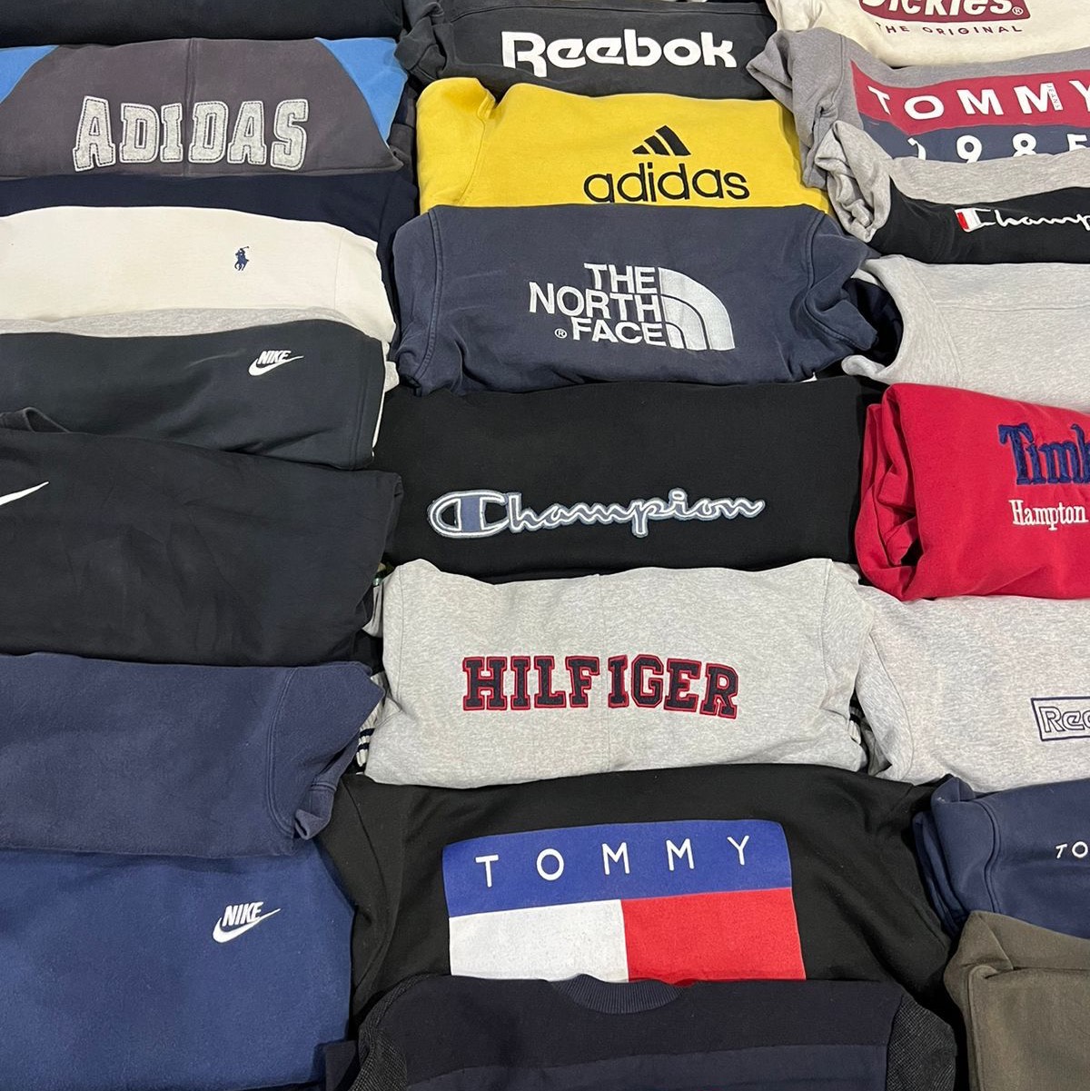 Branded sweatshirts - 50 pieces