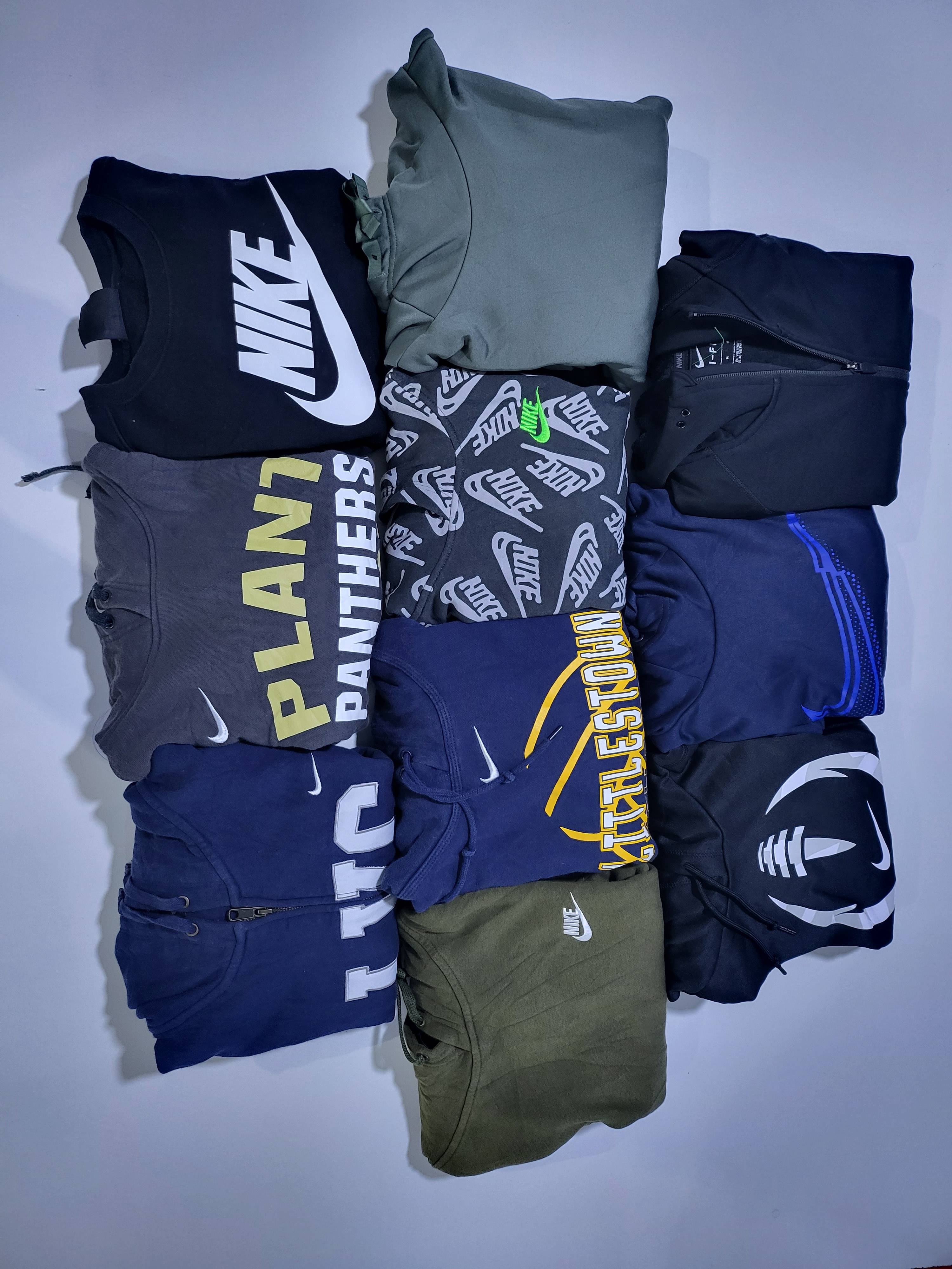 Nike Sweatshirts And Hoodies 10 Pcs