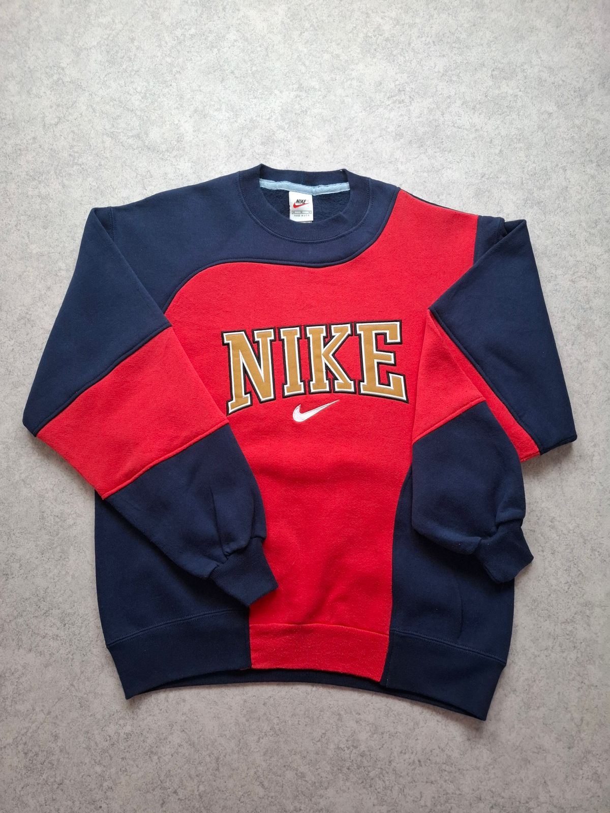 nike sweatshirt old