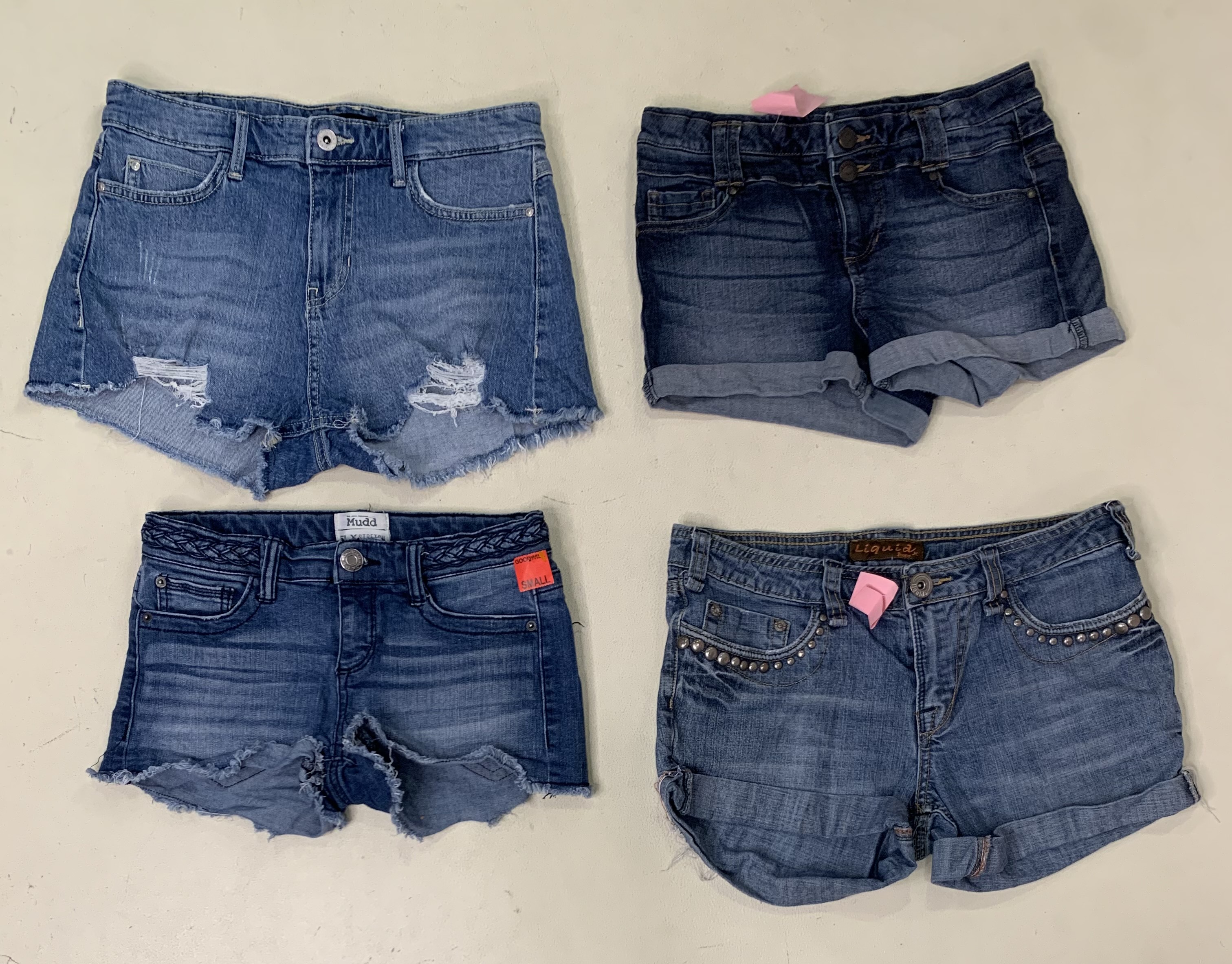 Unique Statement Shorts ( F-796 )