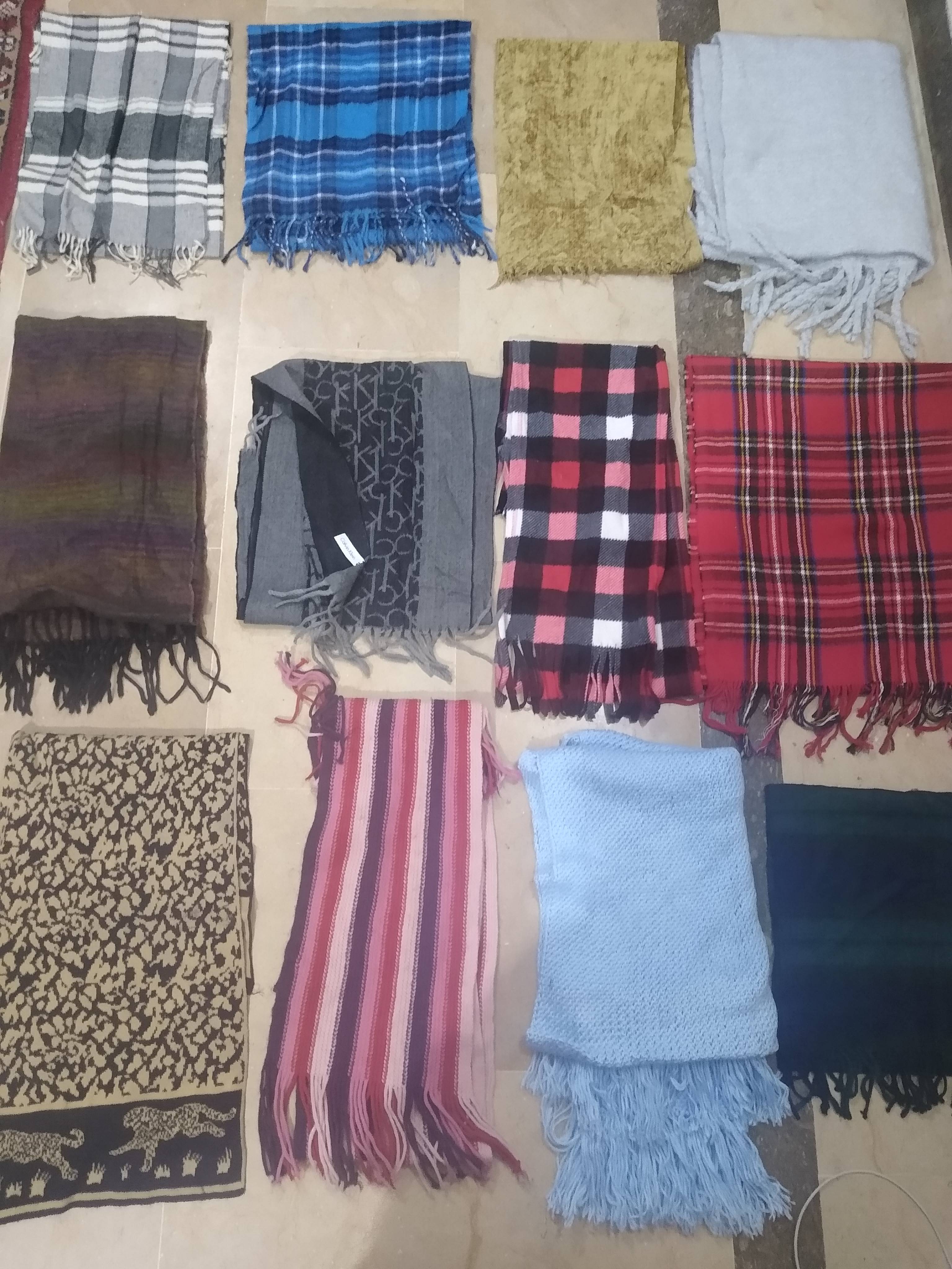 50 pcs Classic Soft Luxurious Winter Scarves for Men & Women