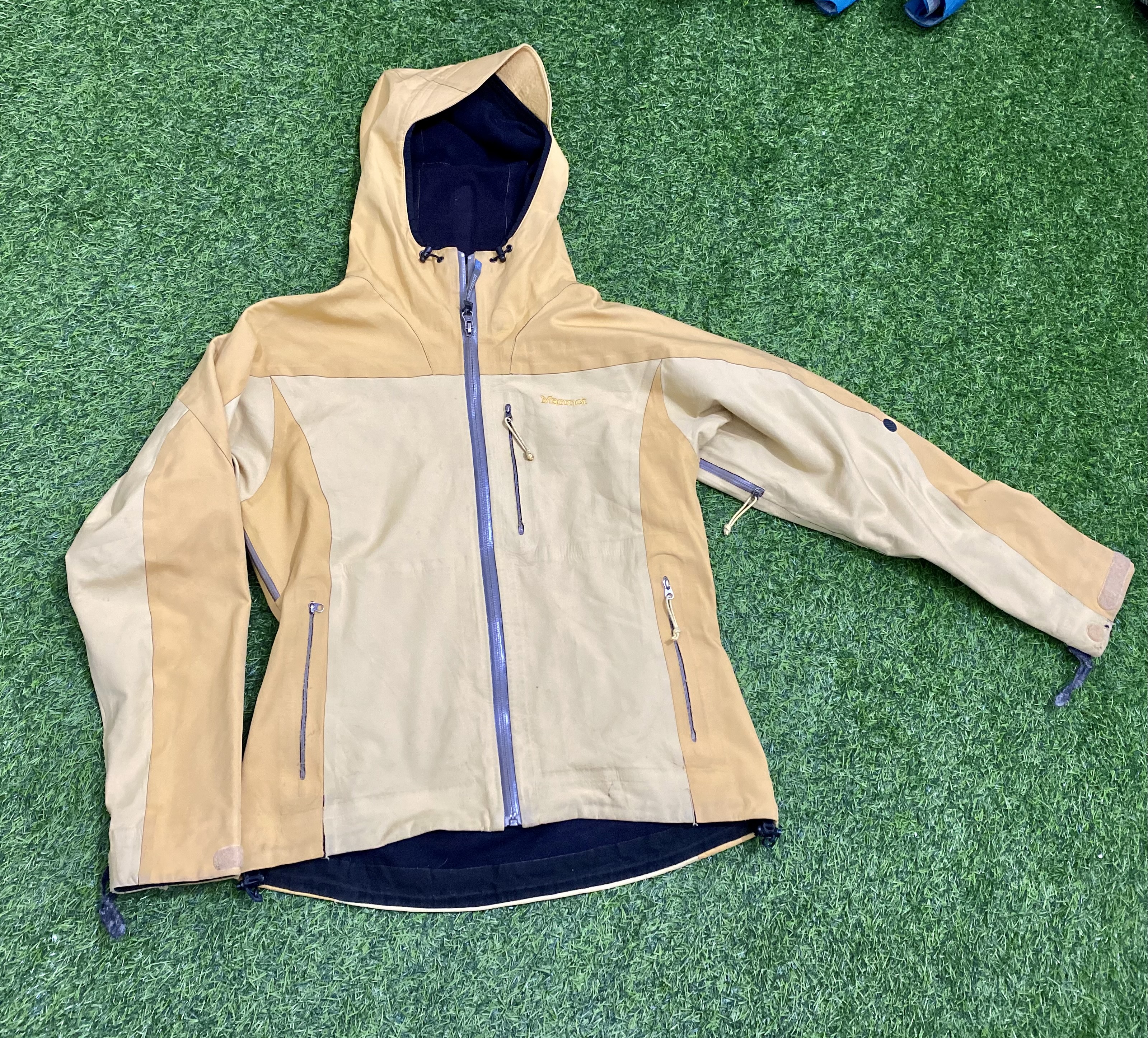 Branded Windbreaker - 27pcs
