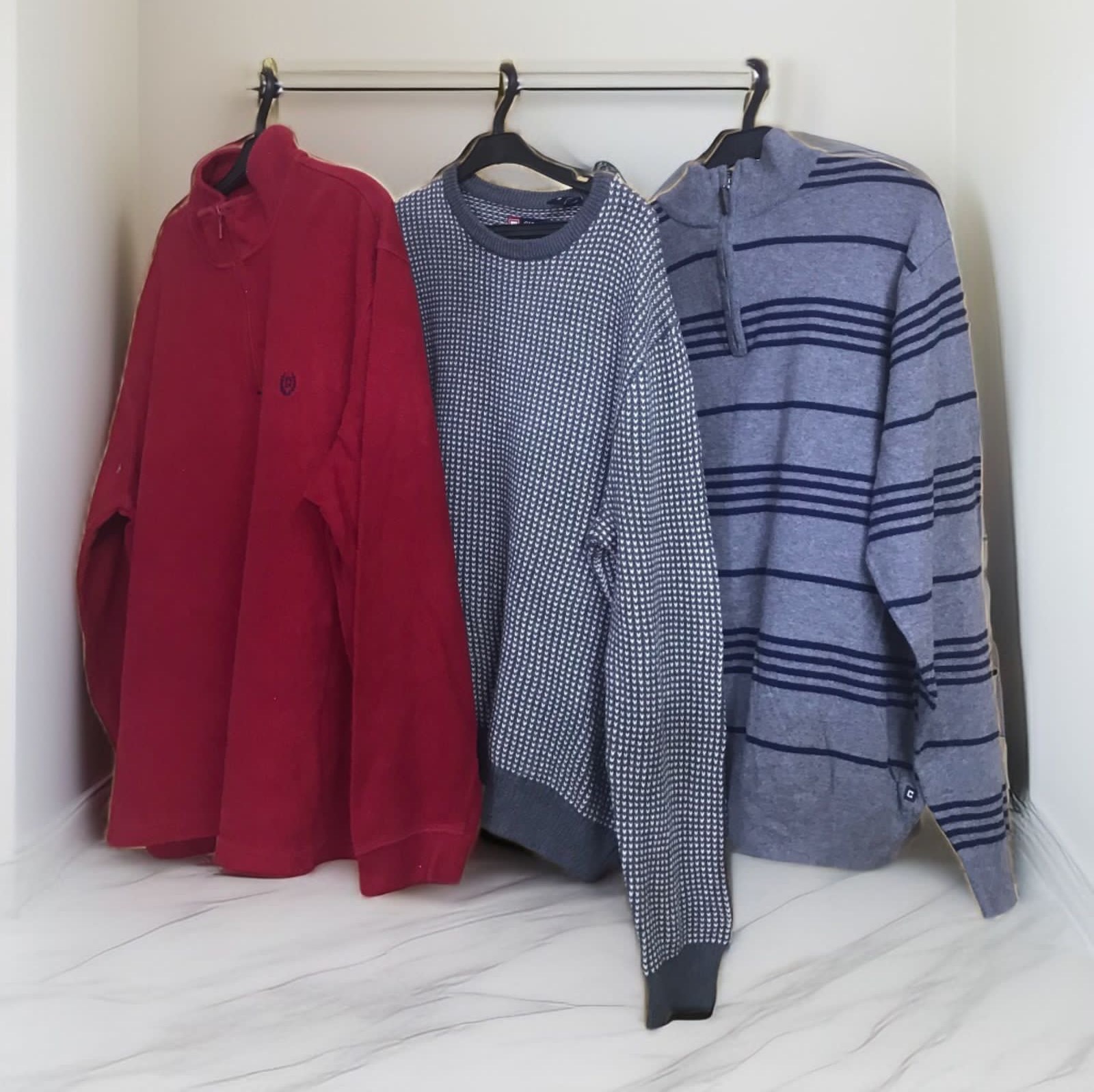 *Chaps sweaters 29 pieces* #290
