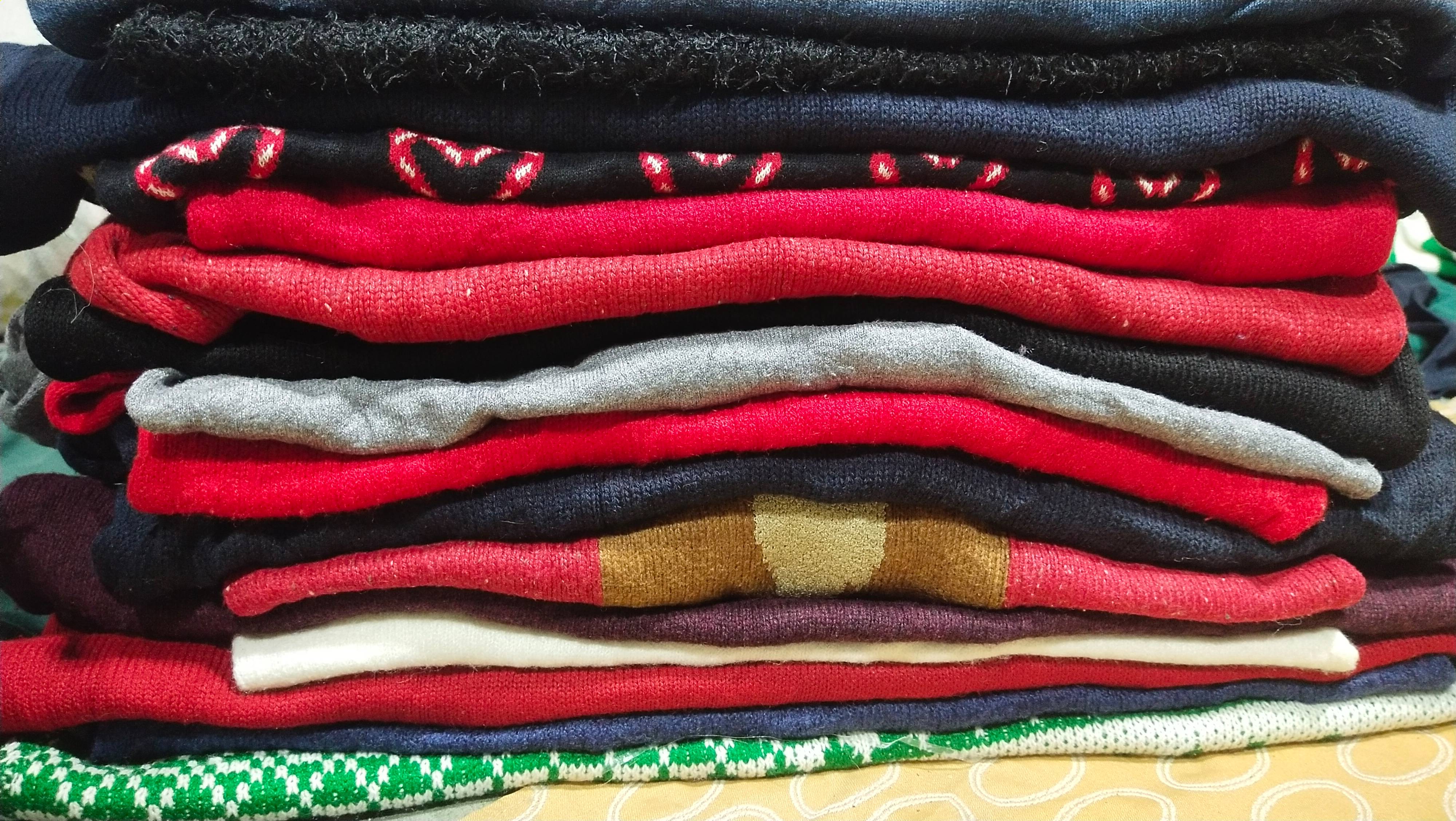 🎄🎄 Christmas crazy sweaters 16 pcs ⛄🎁
