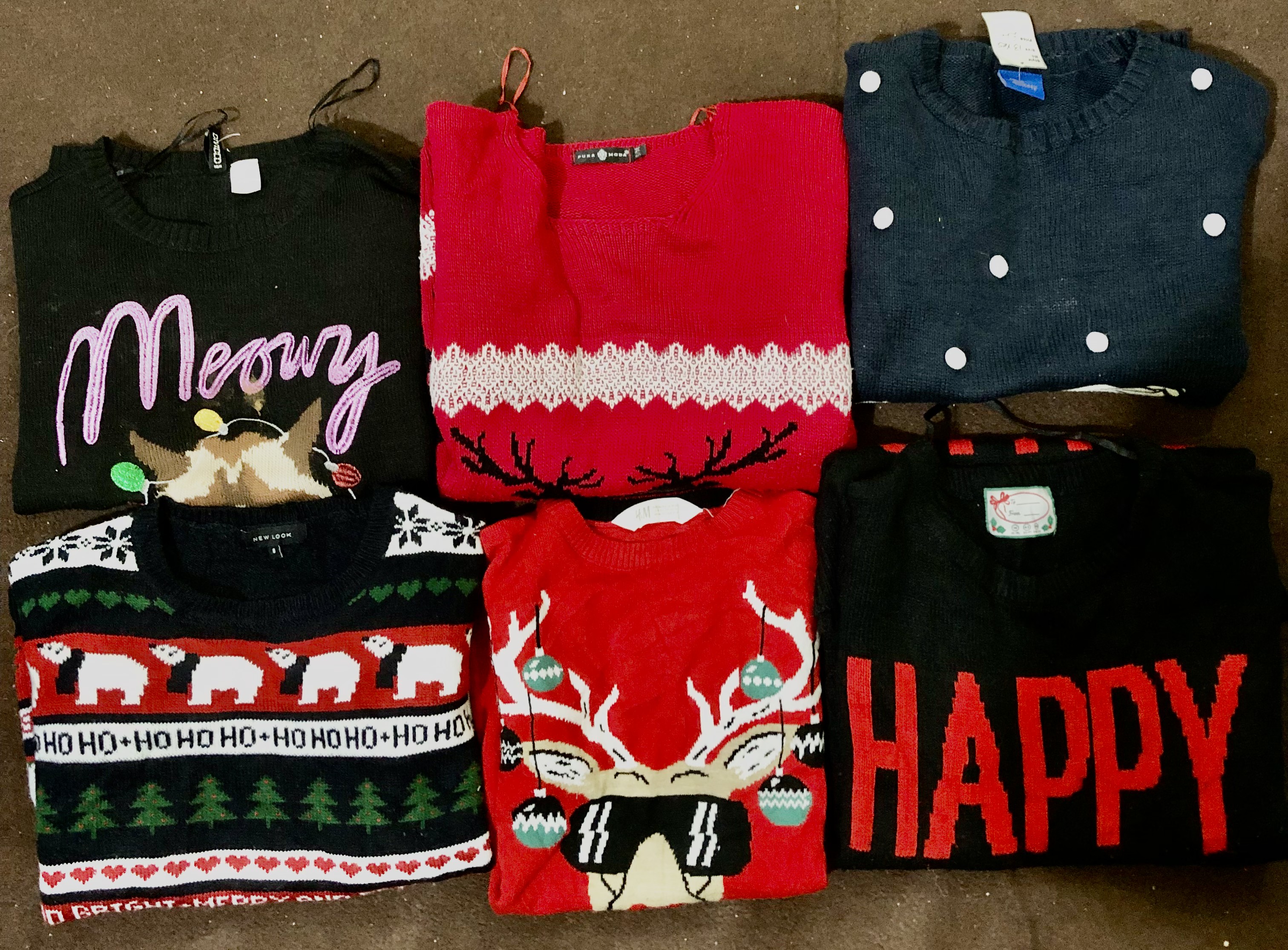 Women's Christmas Sweaters, 24 Pieces