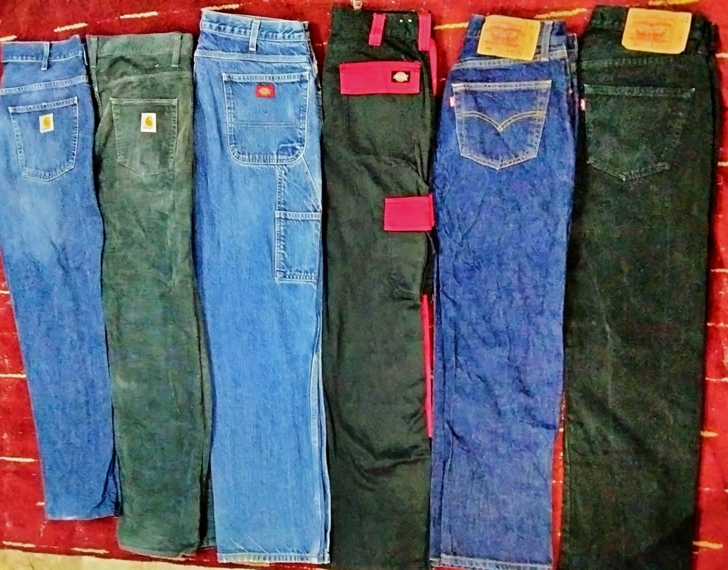 Carhartt/Levi's-501/Dickies pants.