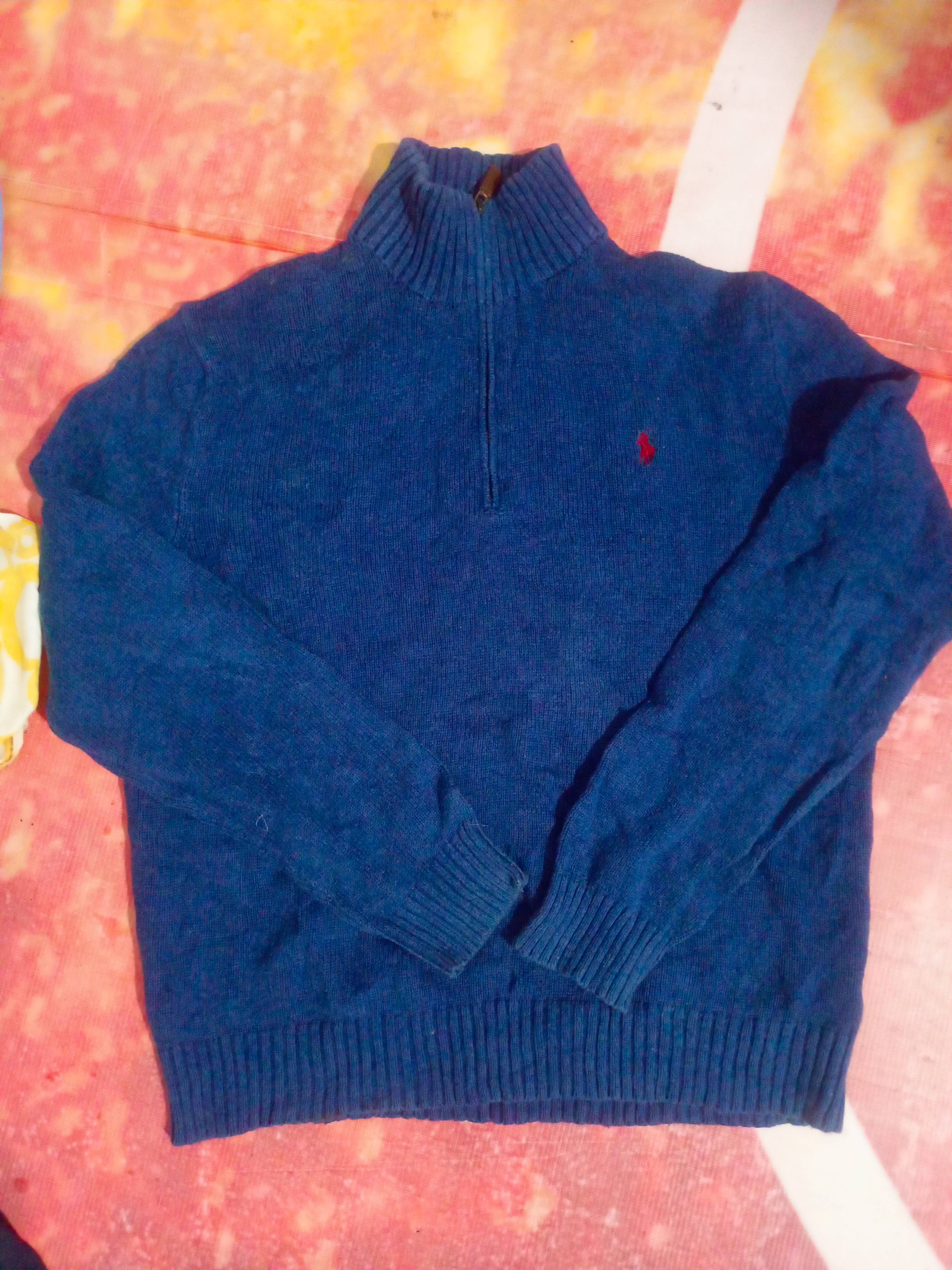Unisex switter 15 pics