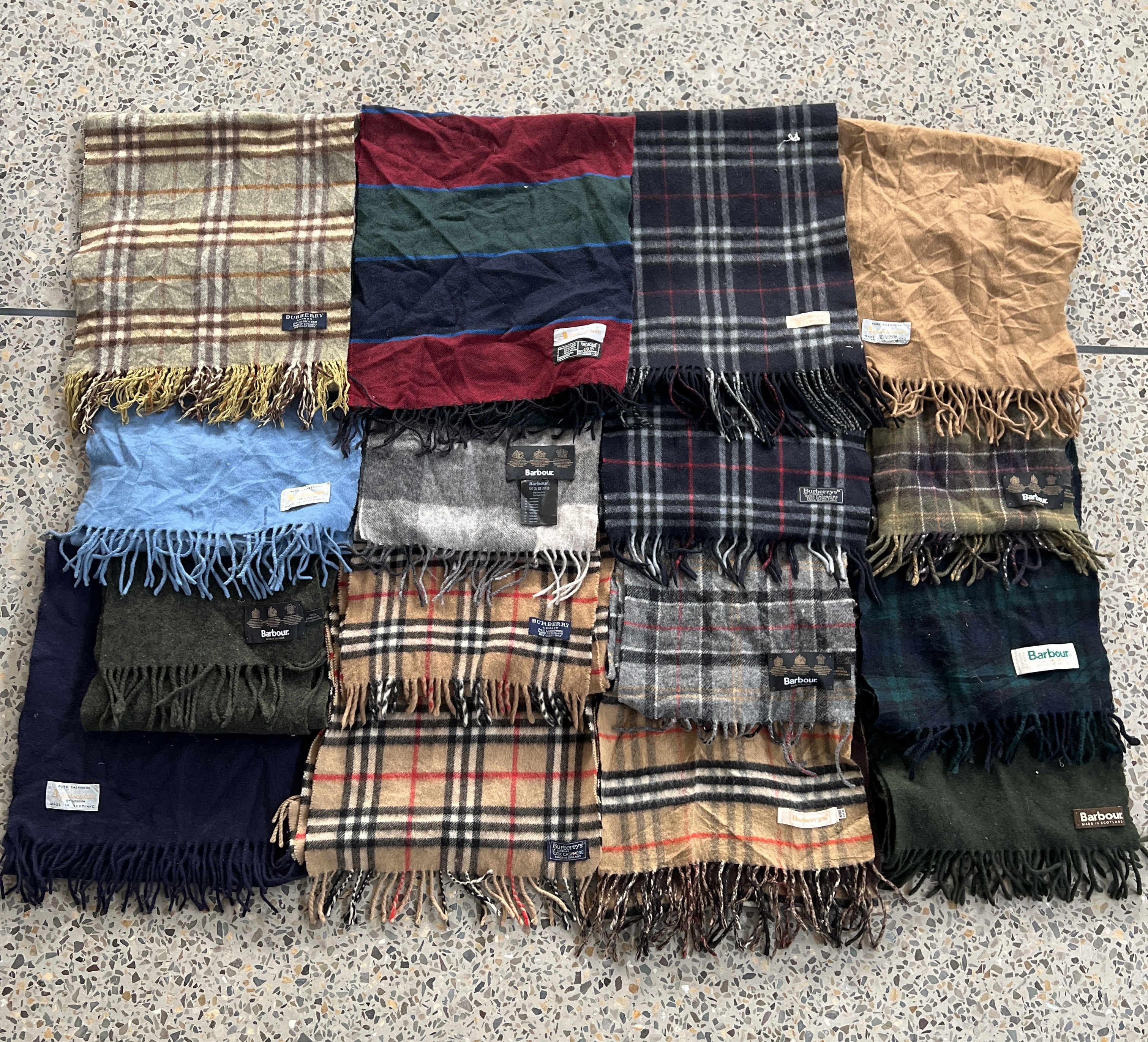 Branded Barbour,Burberry and Aquascutum Mufflers and Scarves ————44 pieces