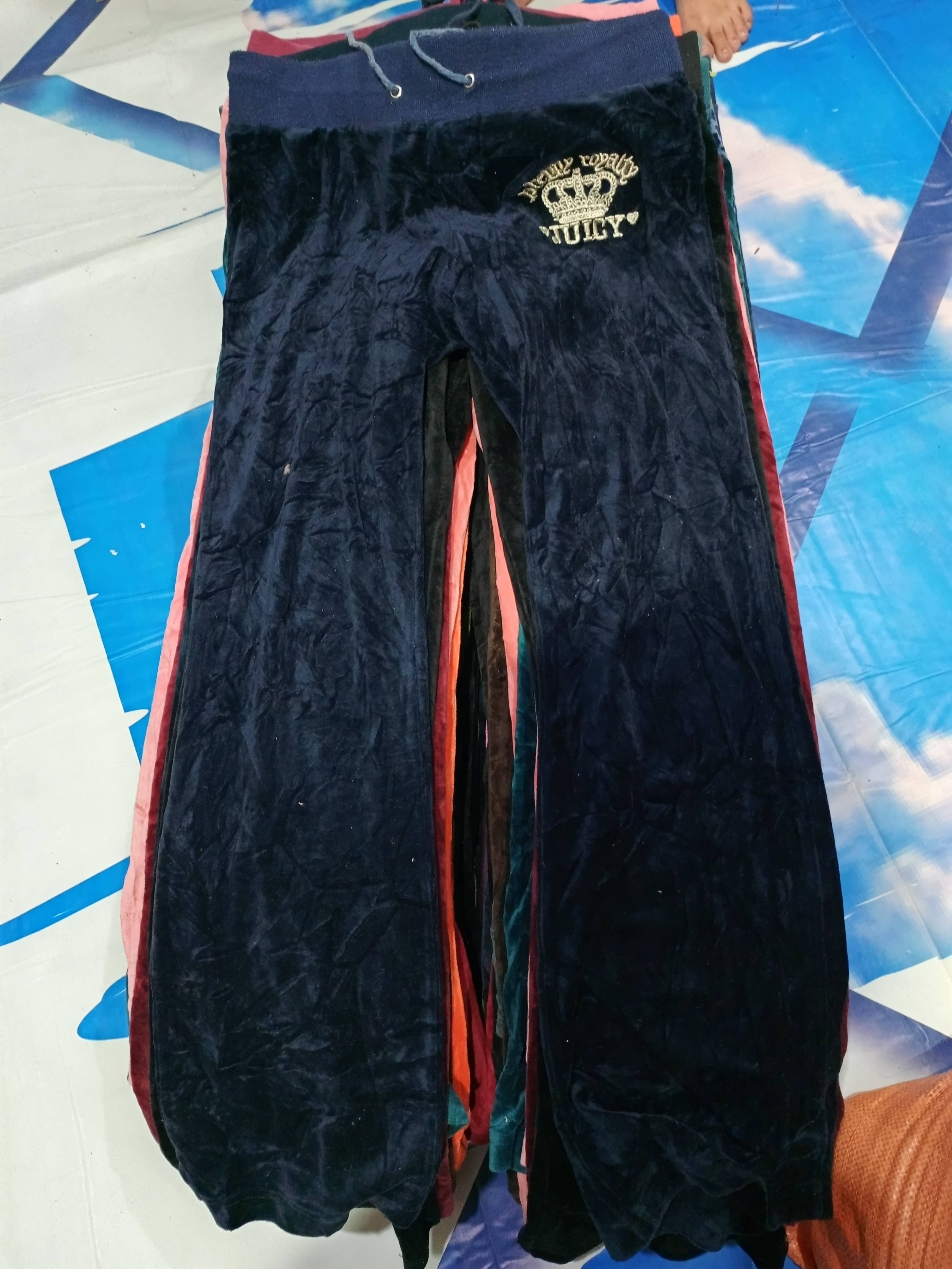 Y2KJuicy Couture pant and hodie 430pcs | Vintage Wholesale