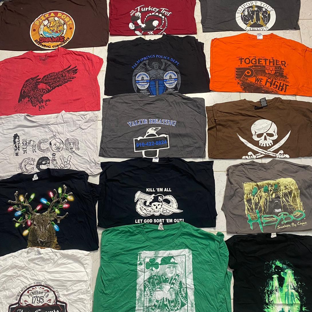 BIG LOGO Graphic Tees 50 PCs