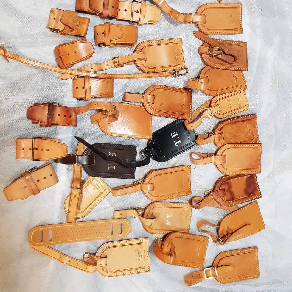 Louis Vuitton tag