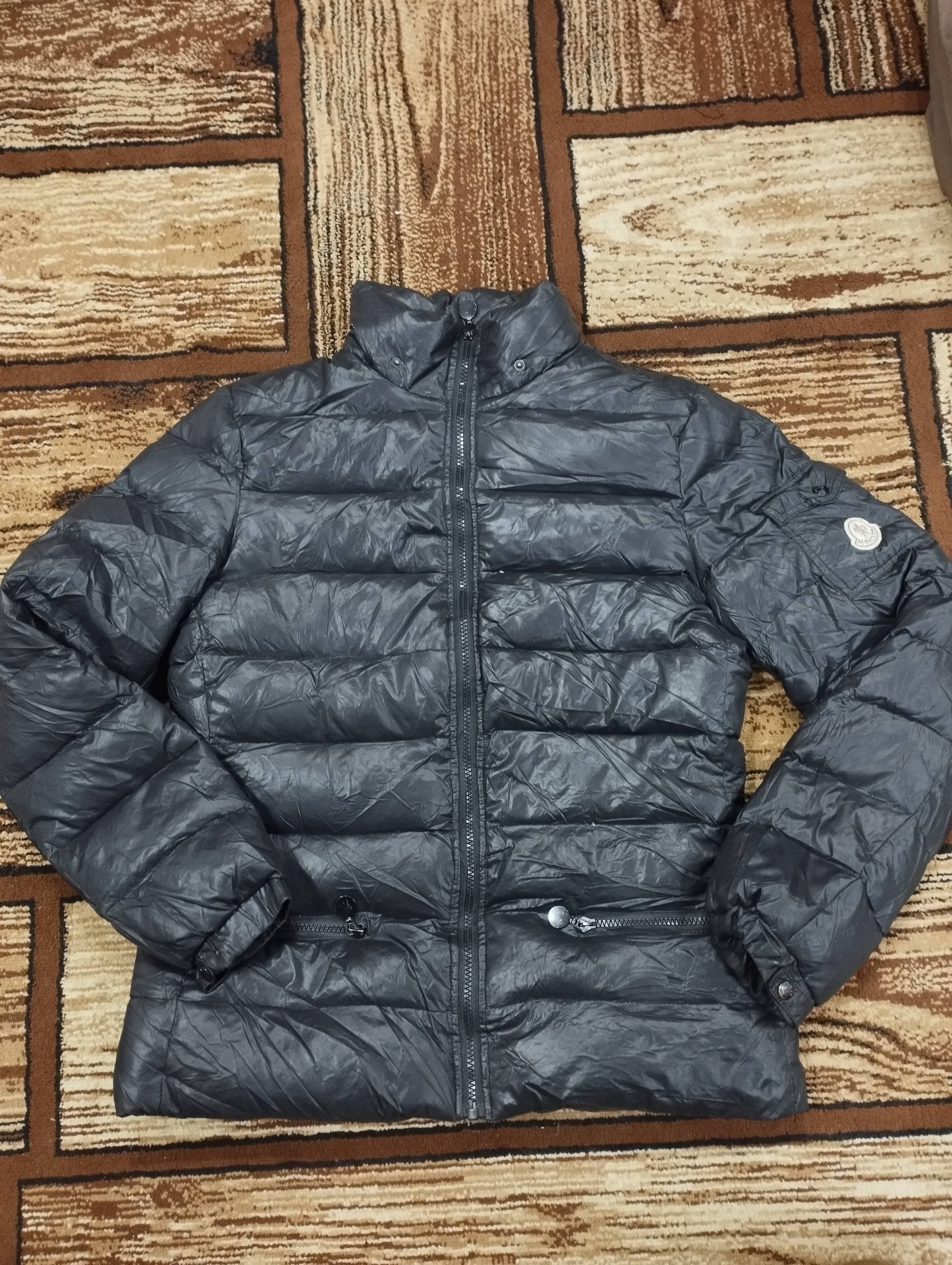 Moncler gard jacket online