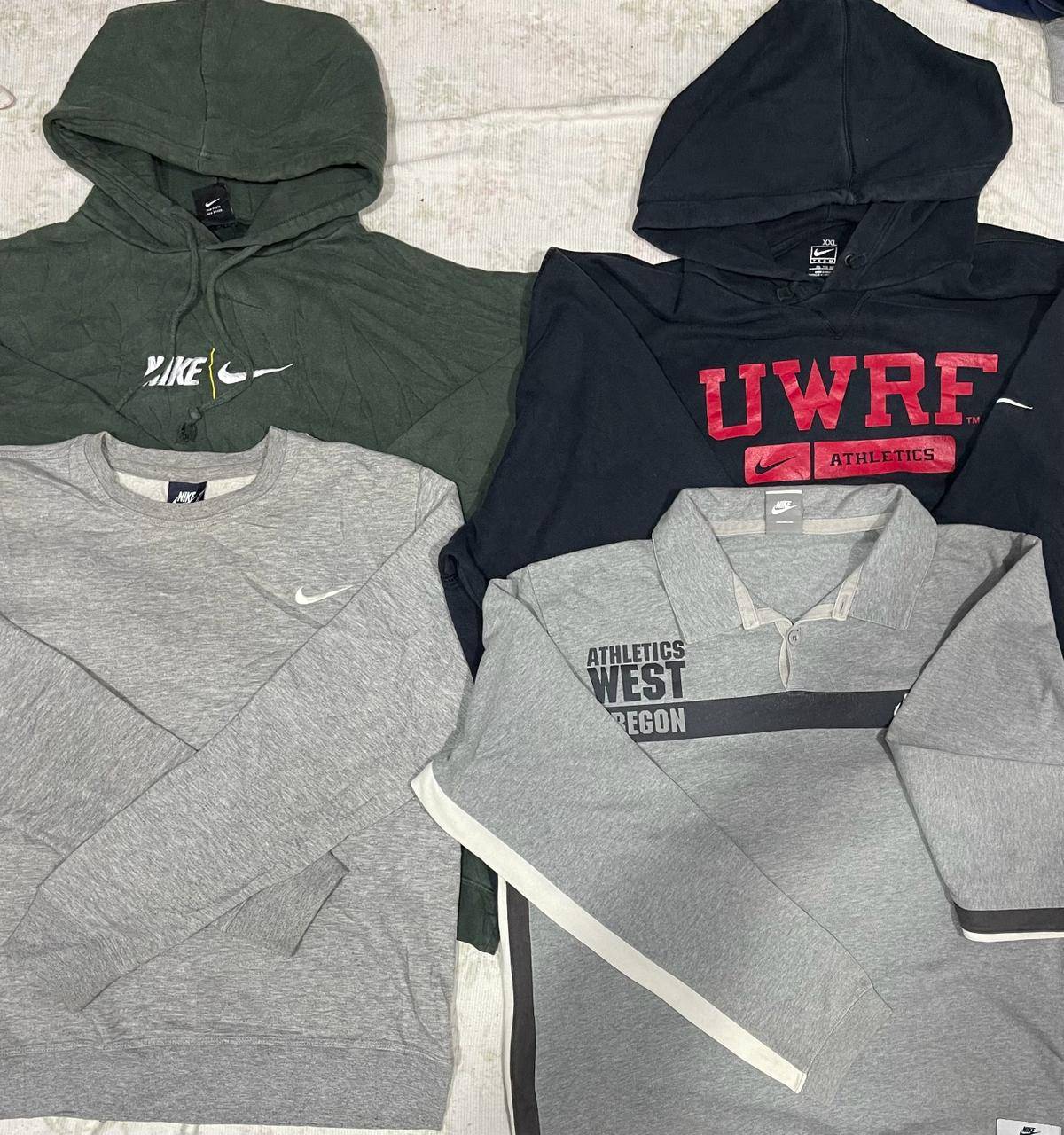 Nike sweatshirt and hoodie 15 pieces
