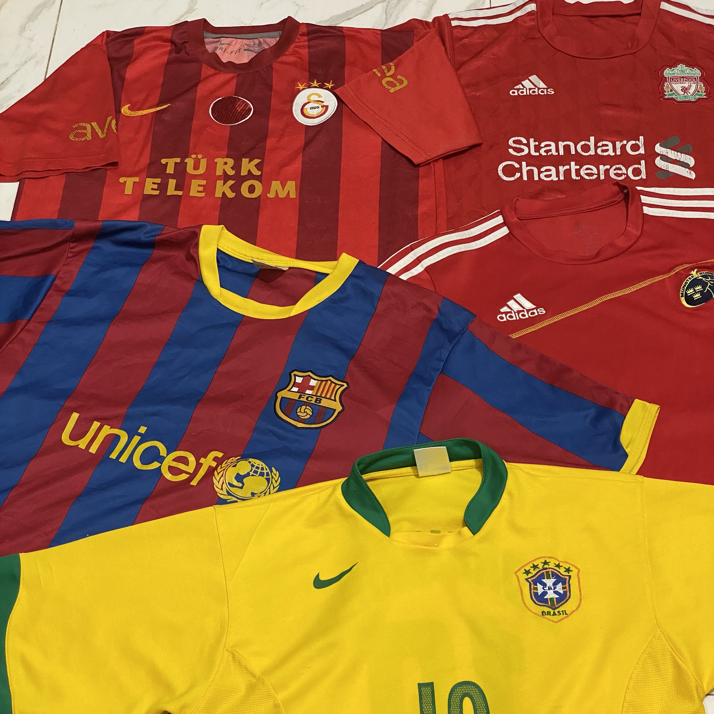 Camiseta de futebol 100 peças