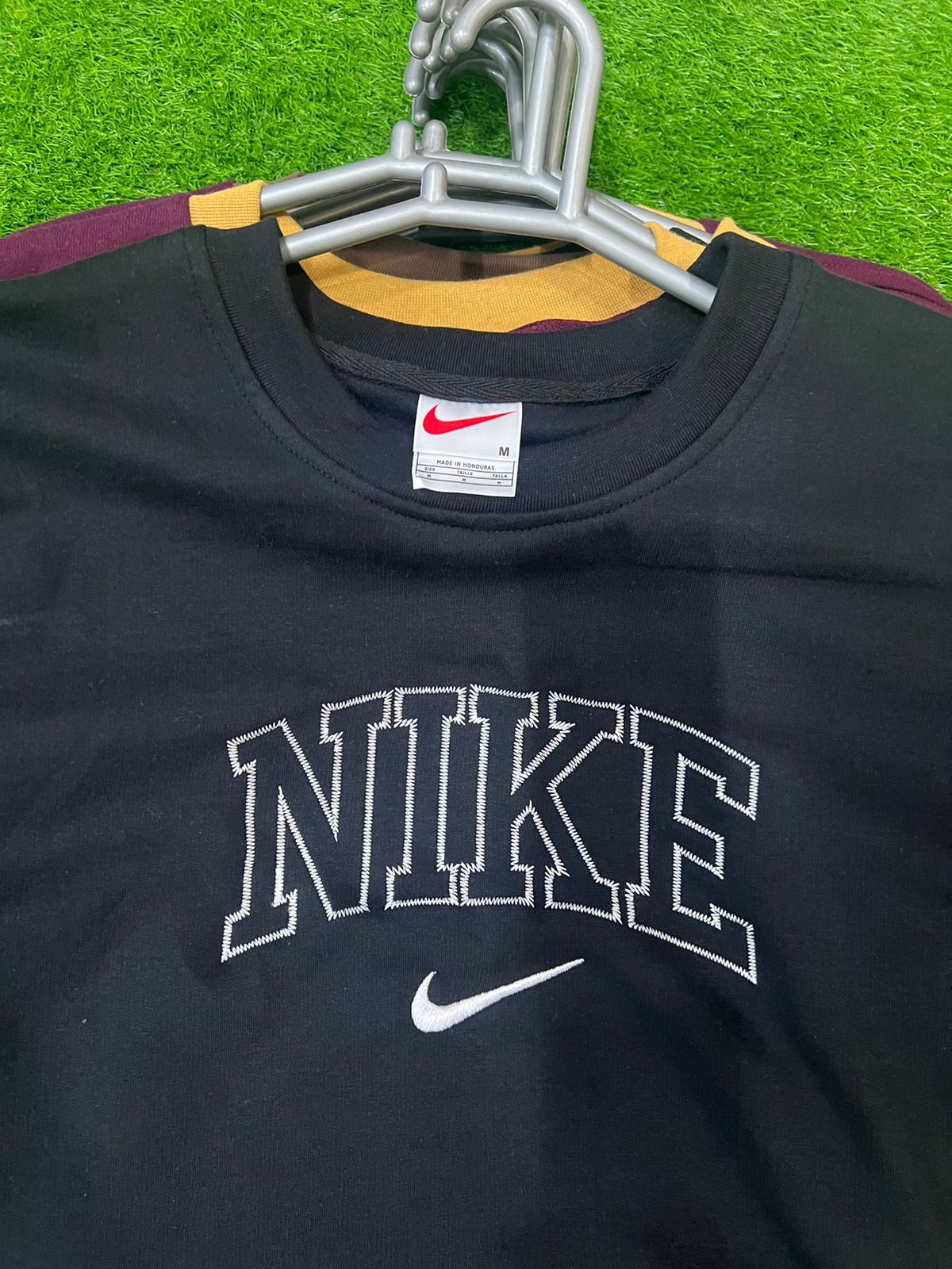Mens Nike Crewneck Sweatshirt / 10 pcs