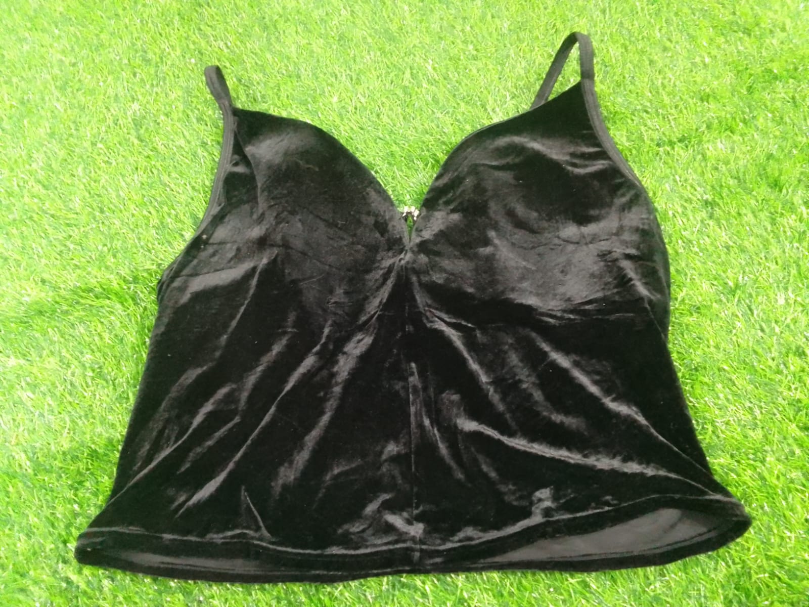 Y2k cool and romantic camisoles