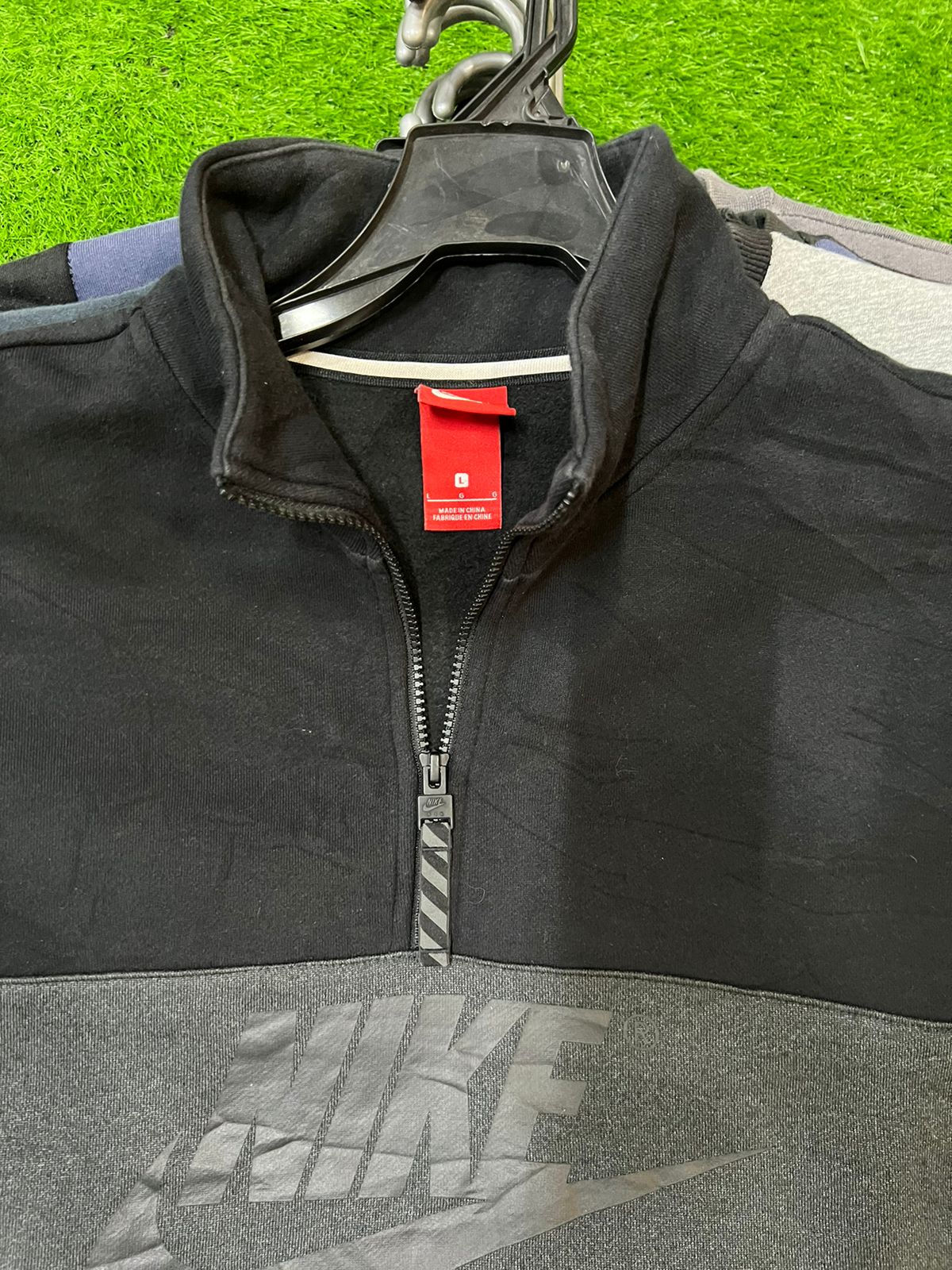 Mens Nike Crewneck Sweatshirt / 15 pcs