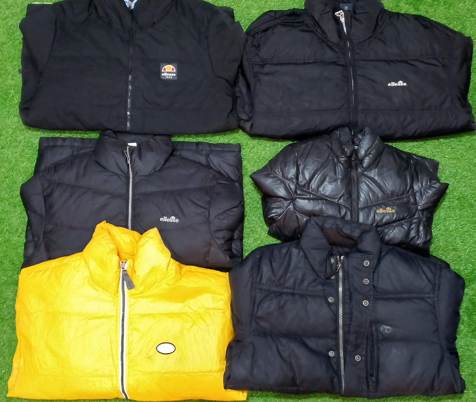 BRANDED ELLESSE PUFFER JACKETS