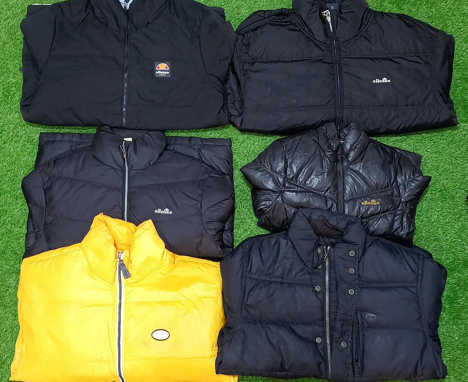 BRANDED ELLESSE PUFFER JACKETS