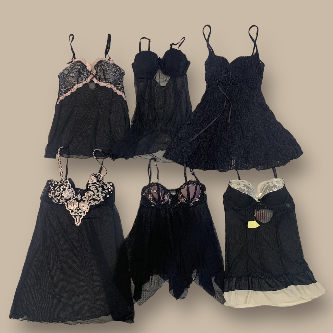 Ensemble Y2K Vintage Black Beauty (GRV-5-050)