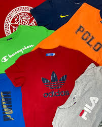 MIXED BRANDED T-SHIRTS