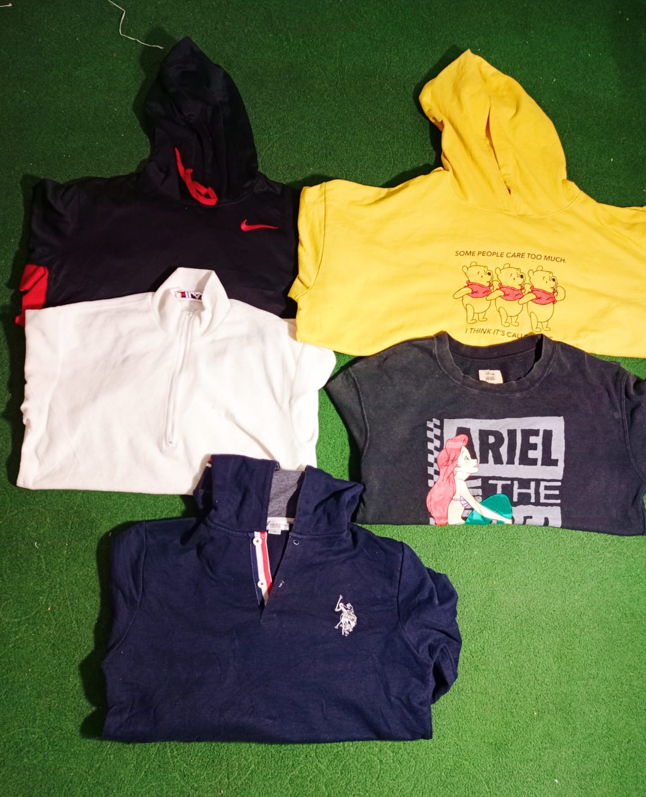 Mix branded sweatshirts