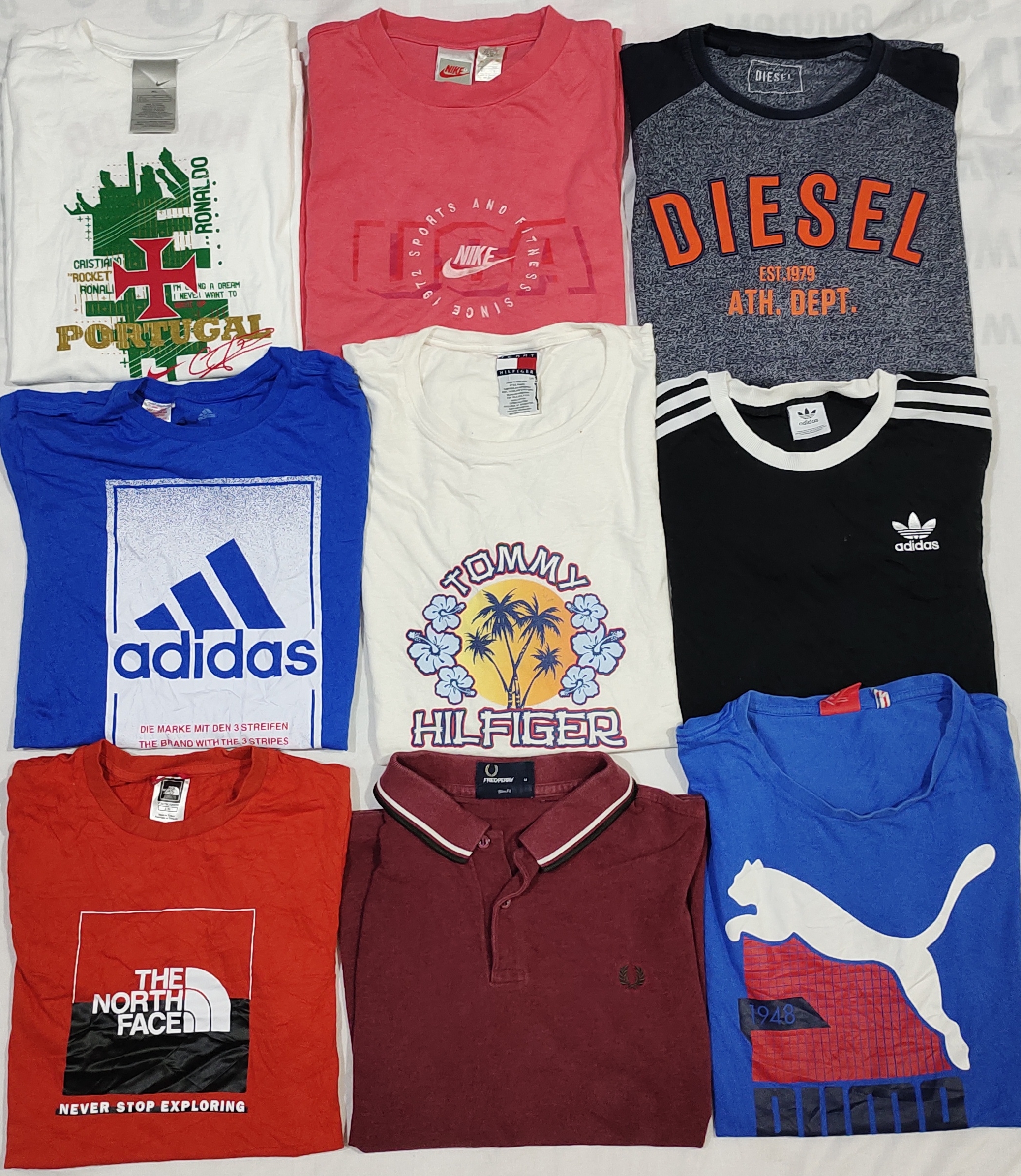 Mélange de T-shirts de marques