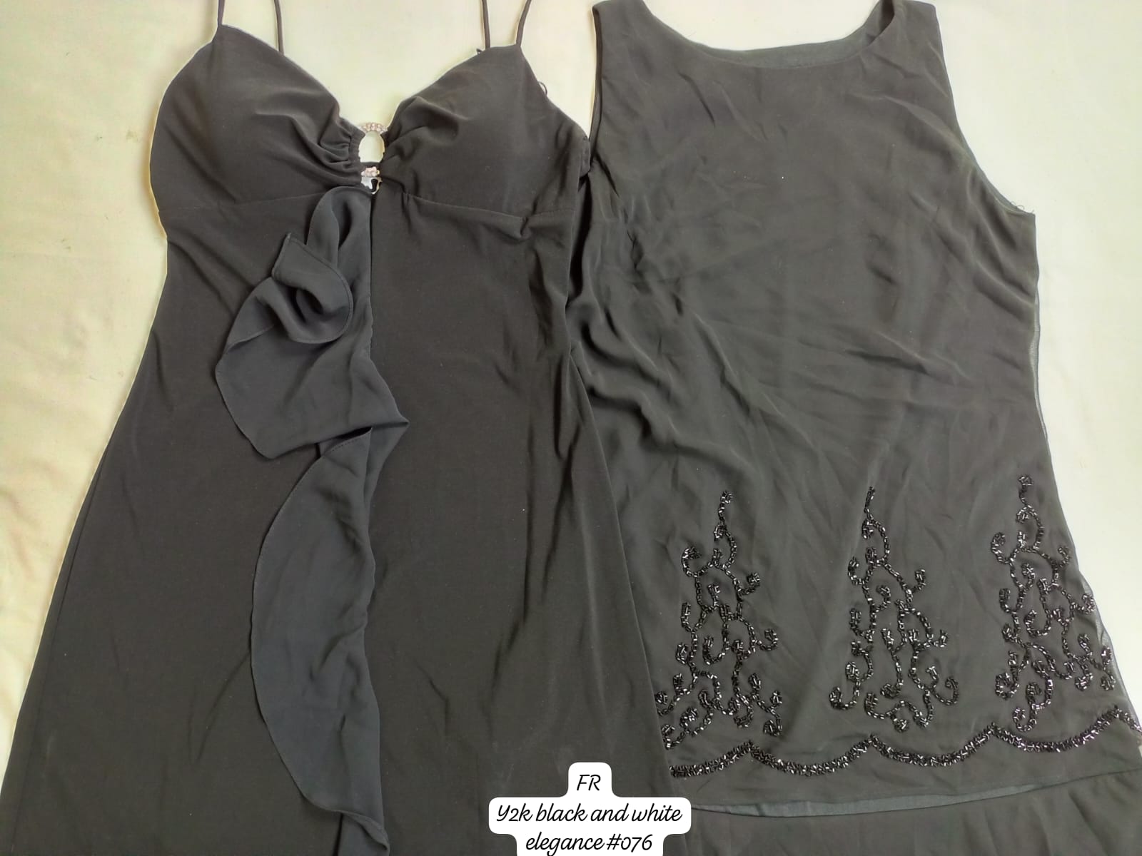 Robe nuit sombre Y2K