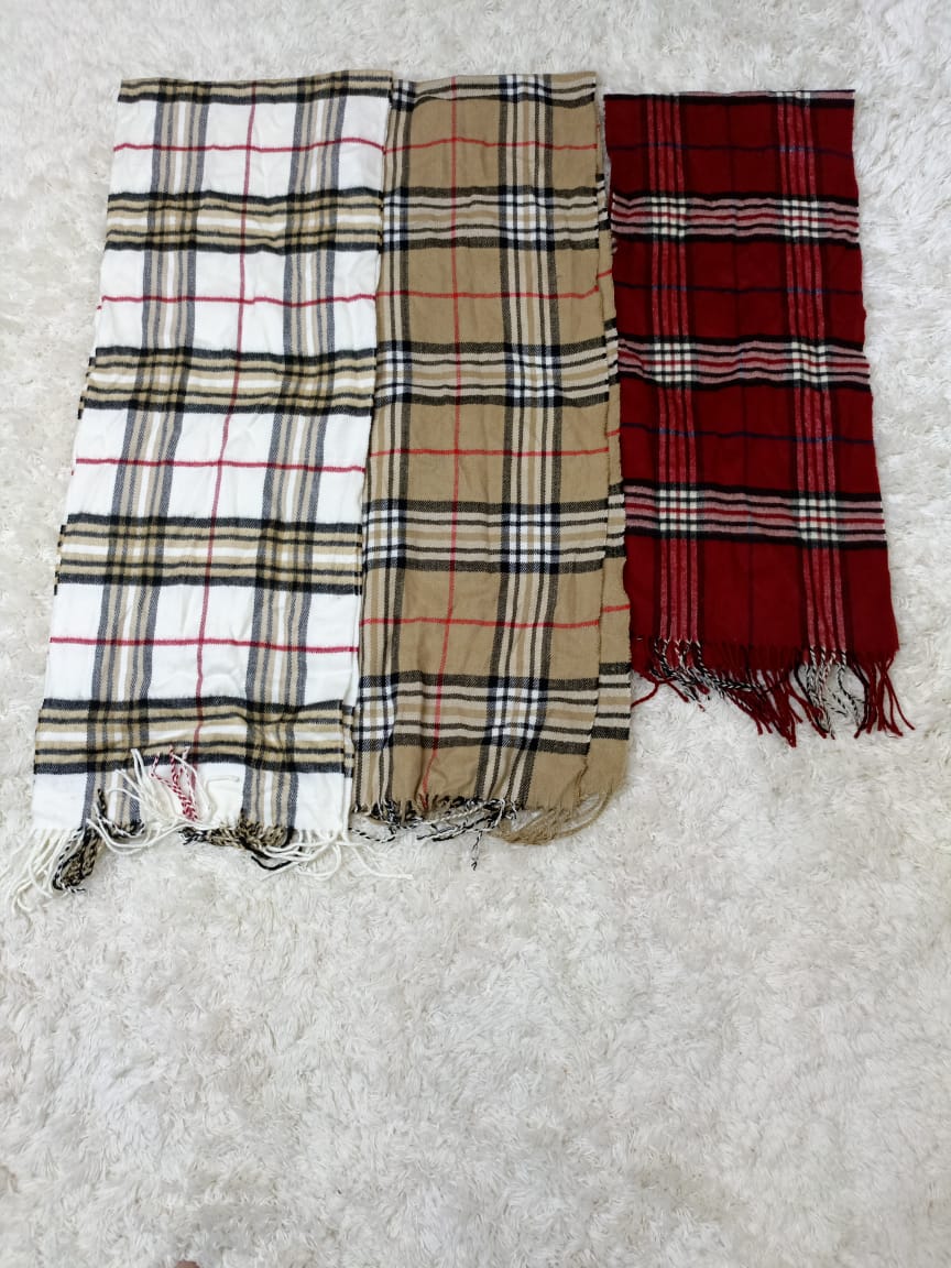 Burberry Print Muffler