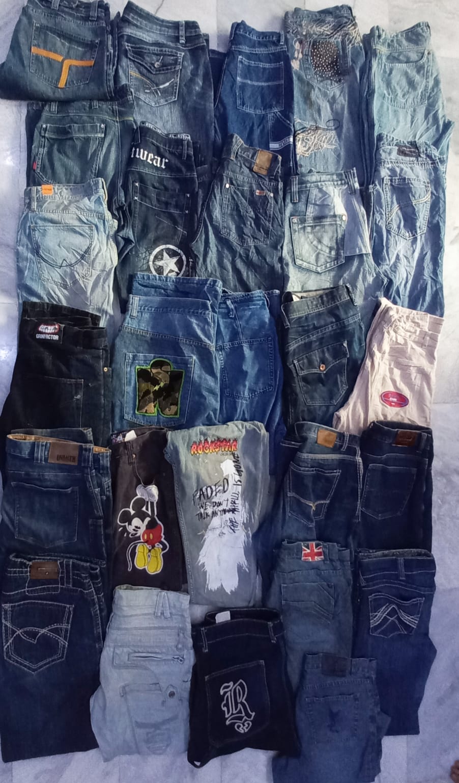 Men's Baggy & Designer Jeans - (P1 - 27 Pcs)