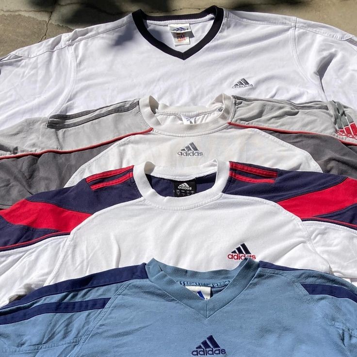 Adidas Vintage T-Shirts
