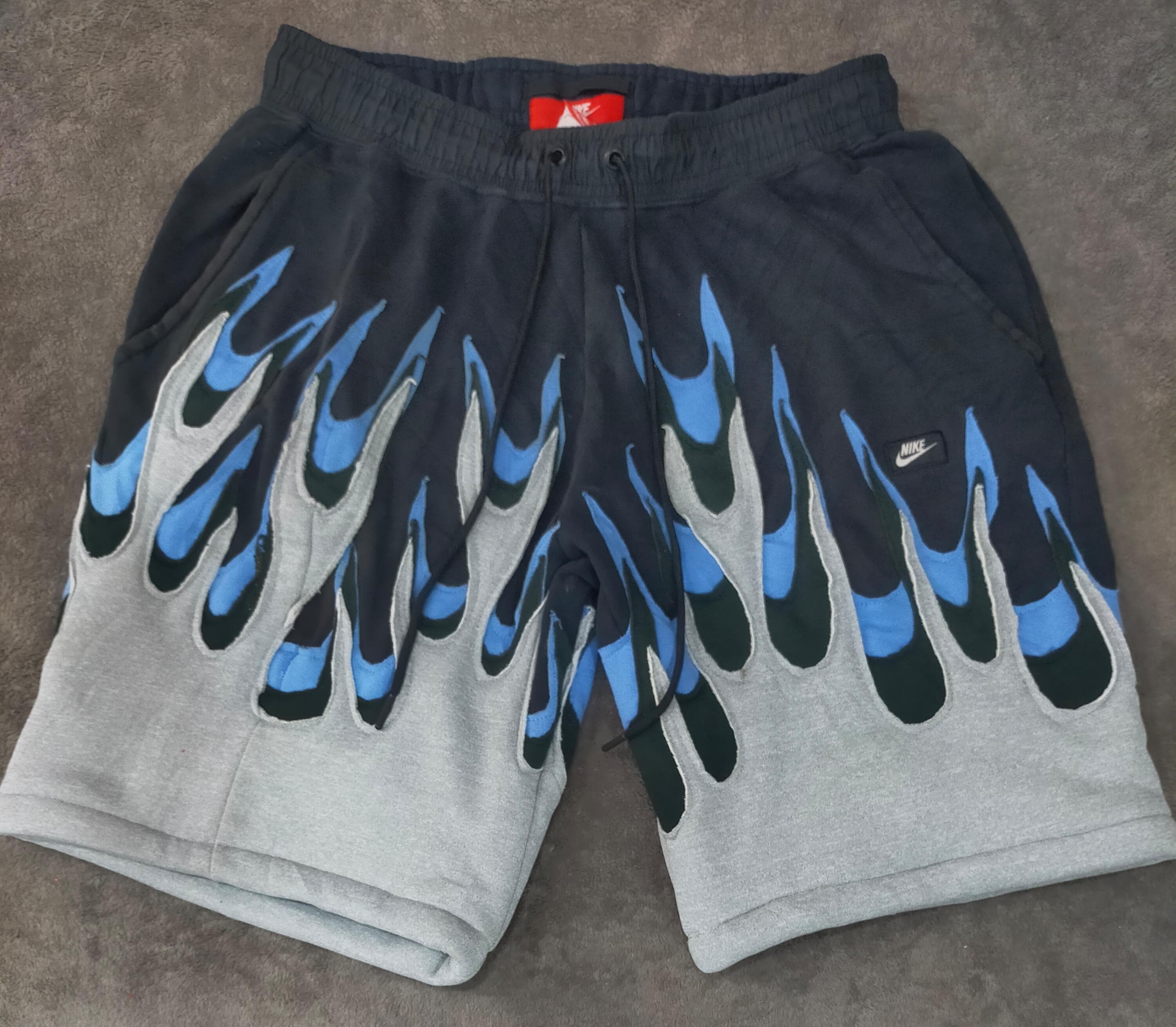 CR2099 Mix Branded Flame Shortrs - 15 Pcs