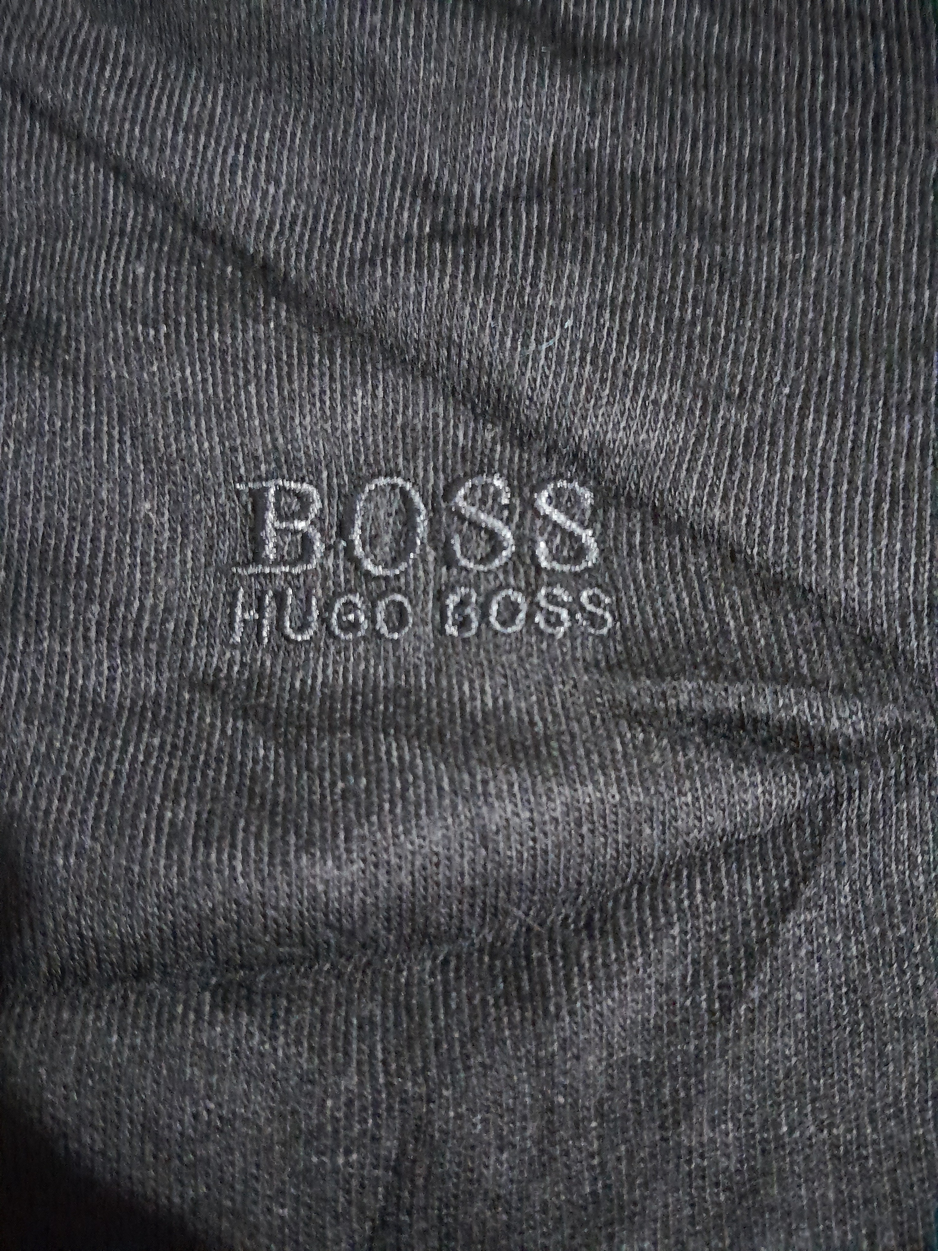 Boss Authenti. Pulls de qualité premium.