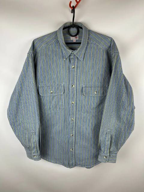 Men,s levi’s shirts