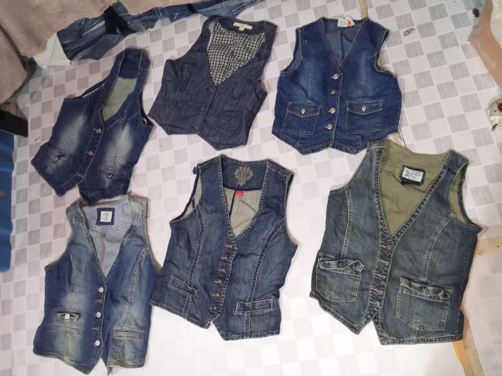 Id 51 H&M and other mix brands total 15 pieces