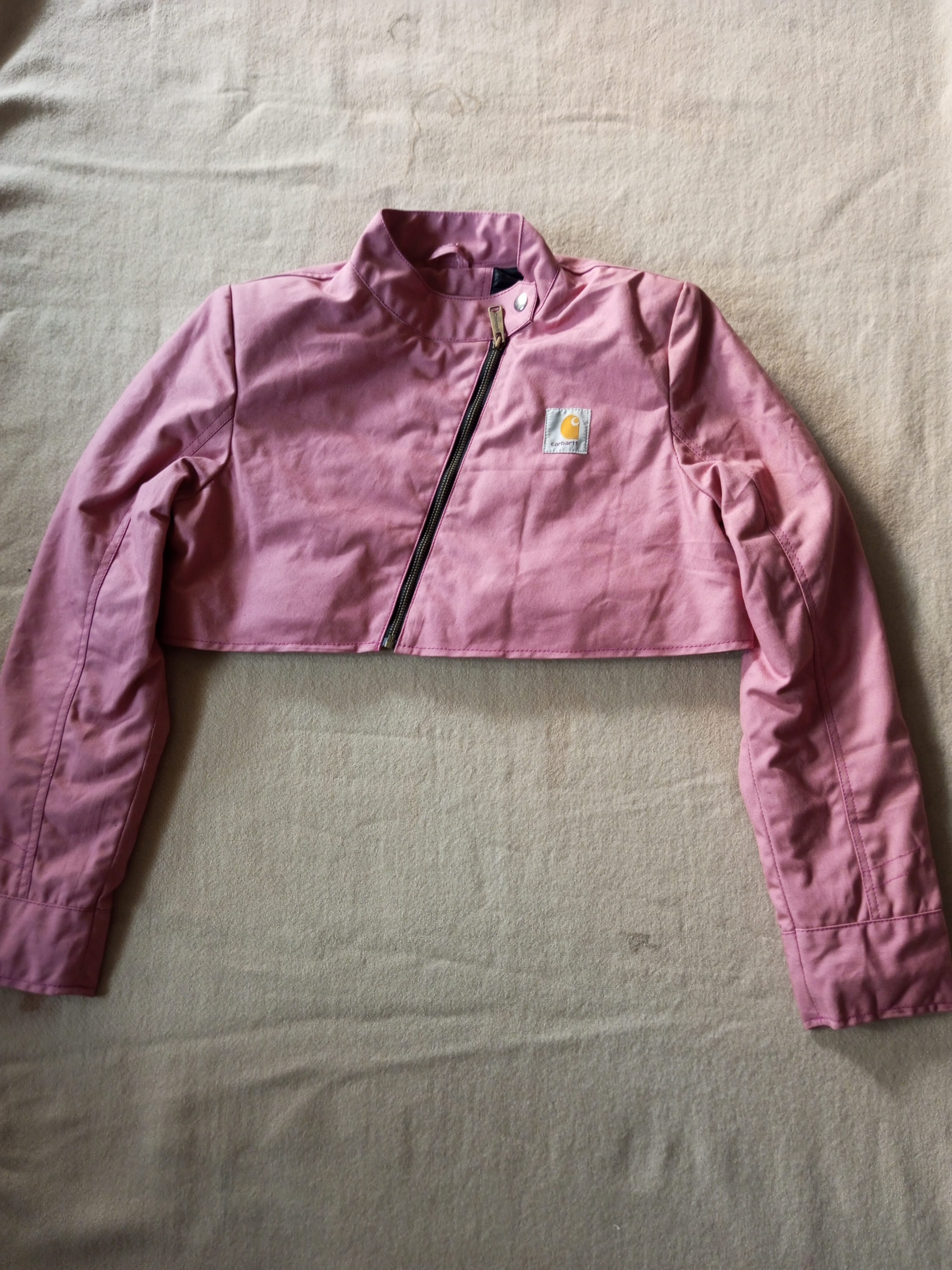 Carhartt Cropped Rework style Jackets 15 pcs