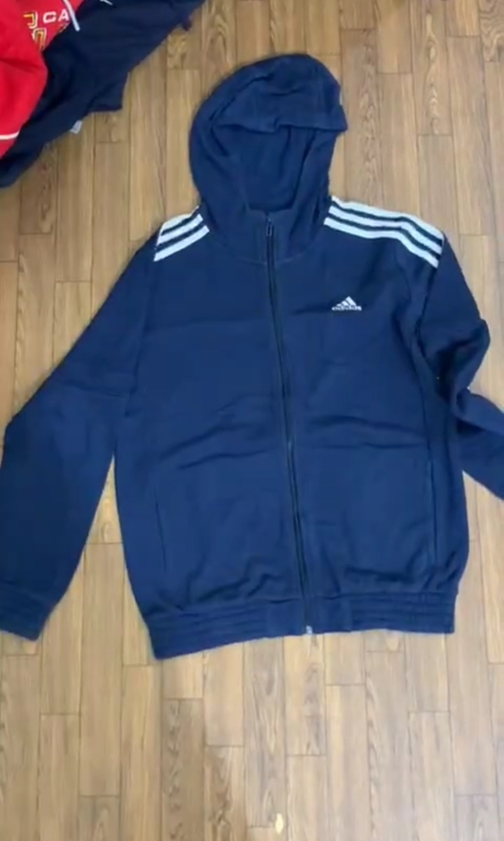 Sweatshirts de marque 100 pcs