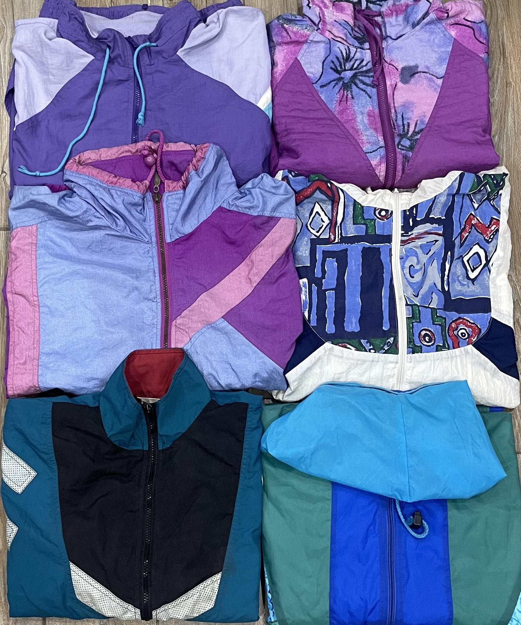 Vintage Funky Style Windbreaker - 10 Pieces