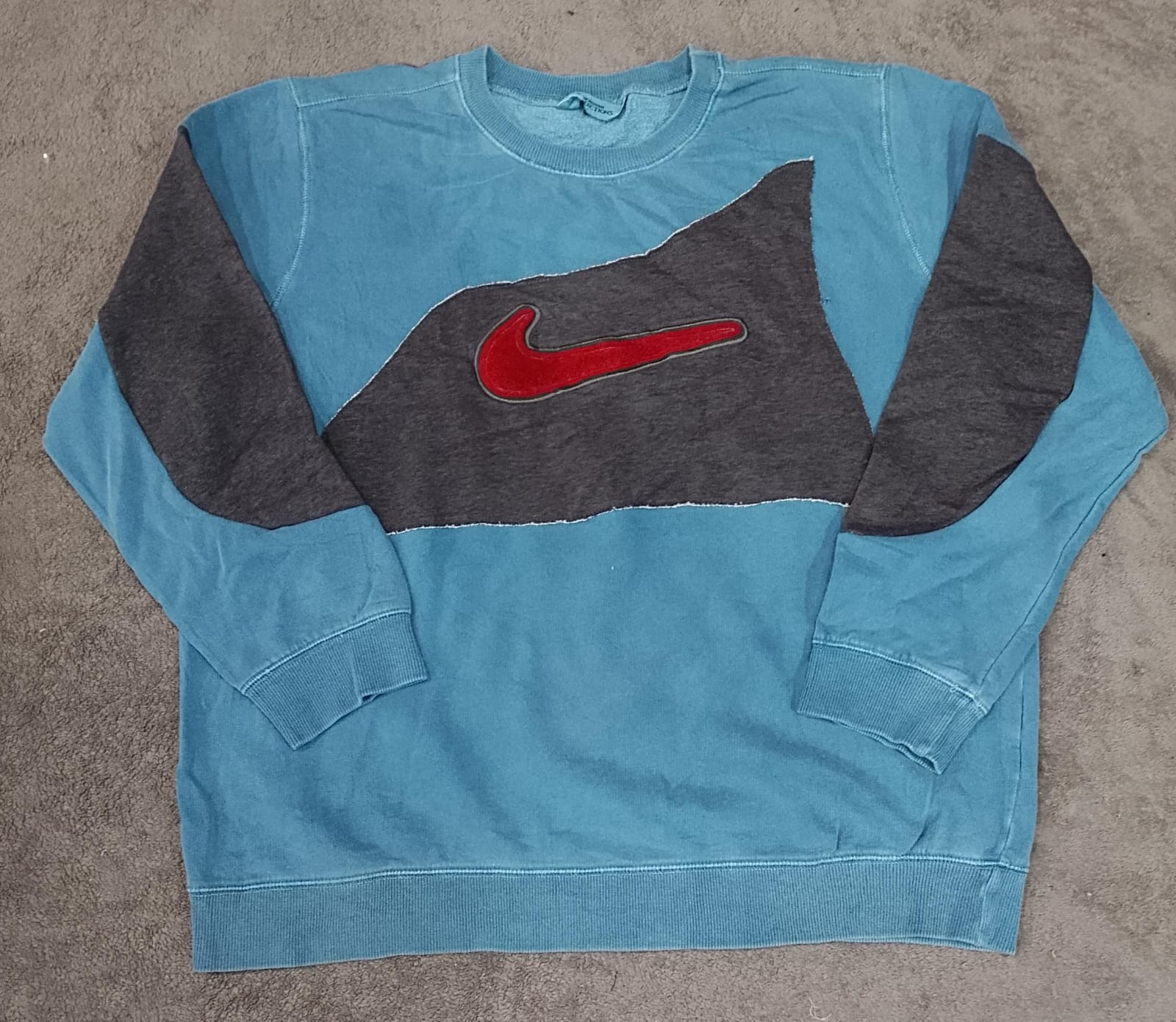 CR2318 Rework Sweatshirts - 60 Pcs