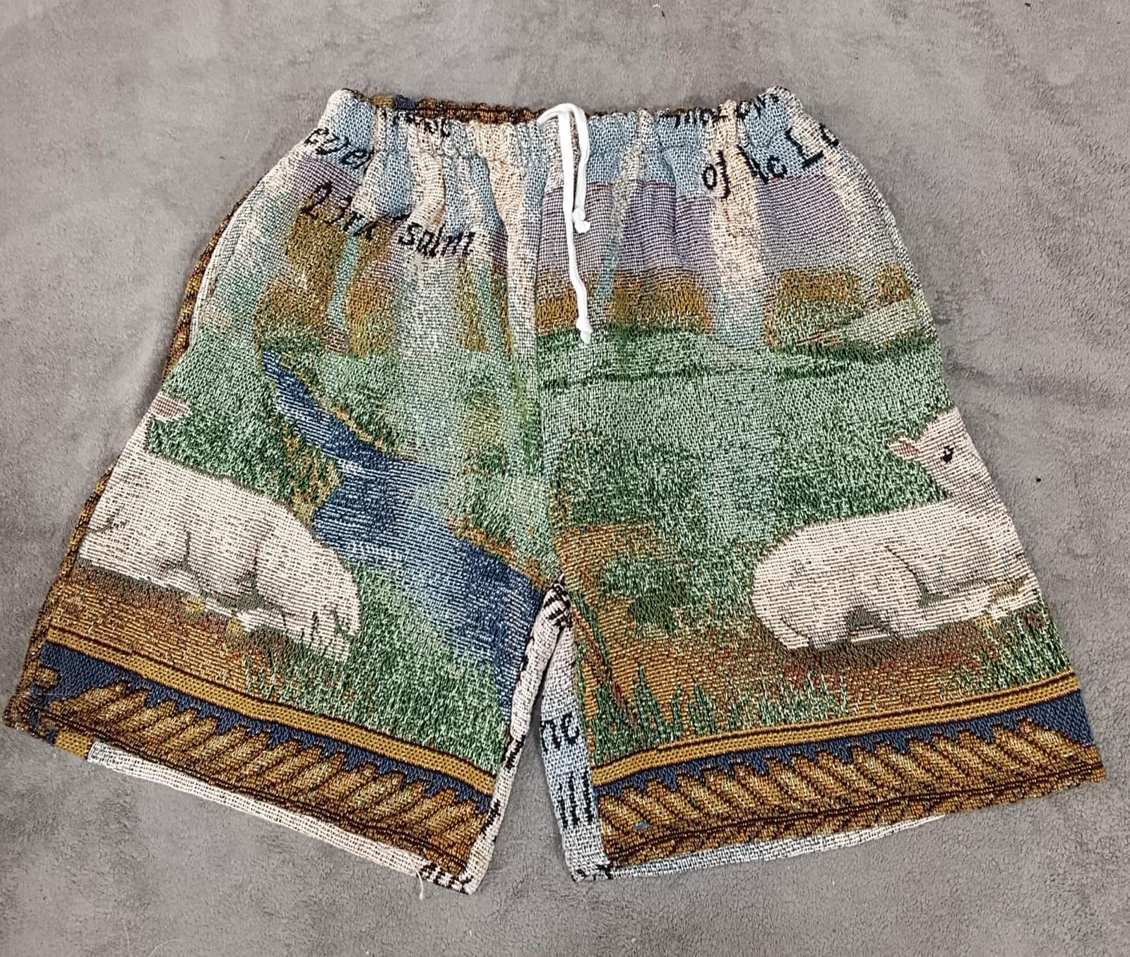 CR2336 Rework Tapestry Shorts - 30 pièces
