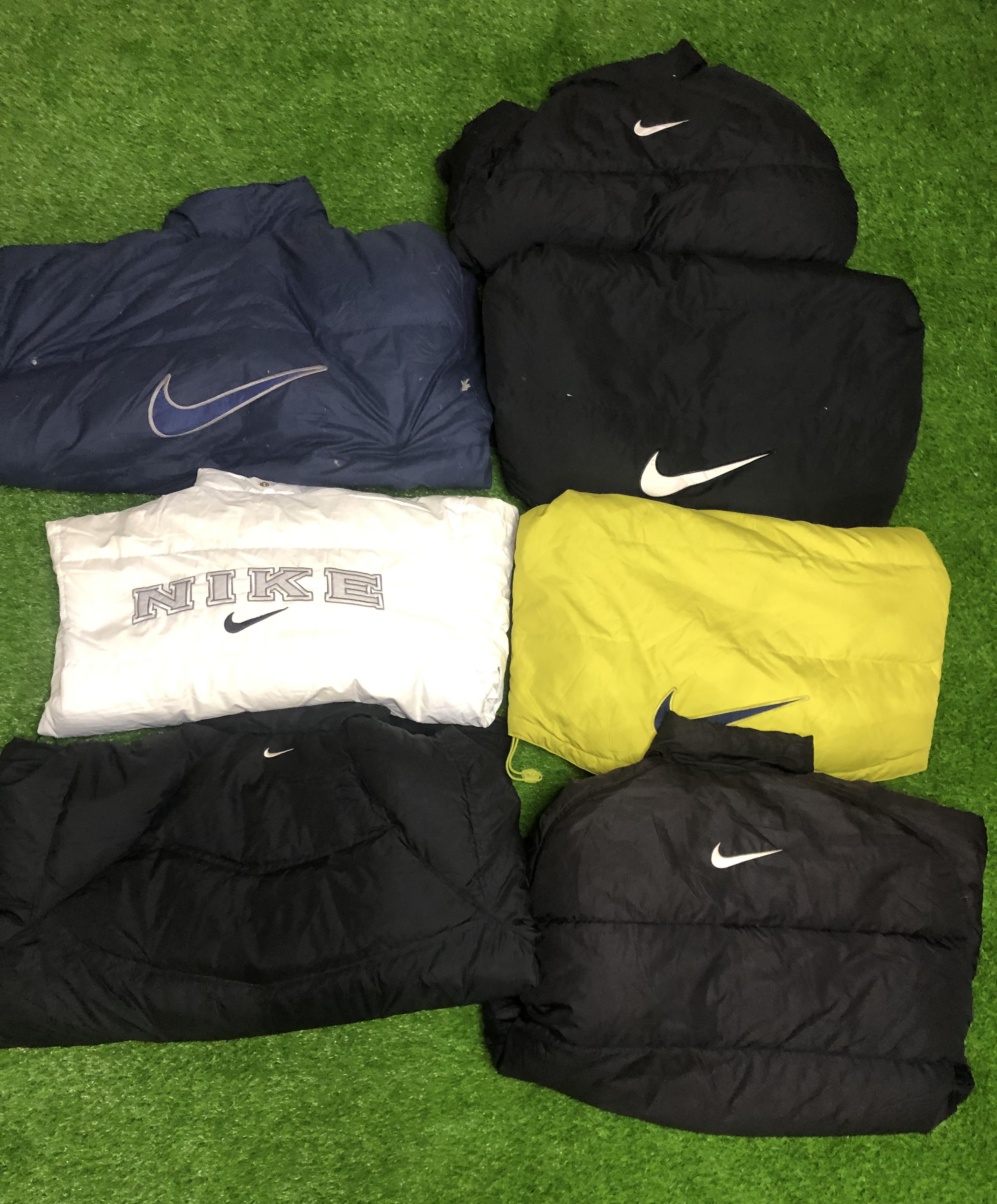 Nike puffer jacket 15 pcs