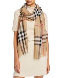 Burberry  scarves 10 Pieces