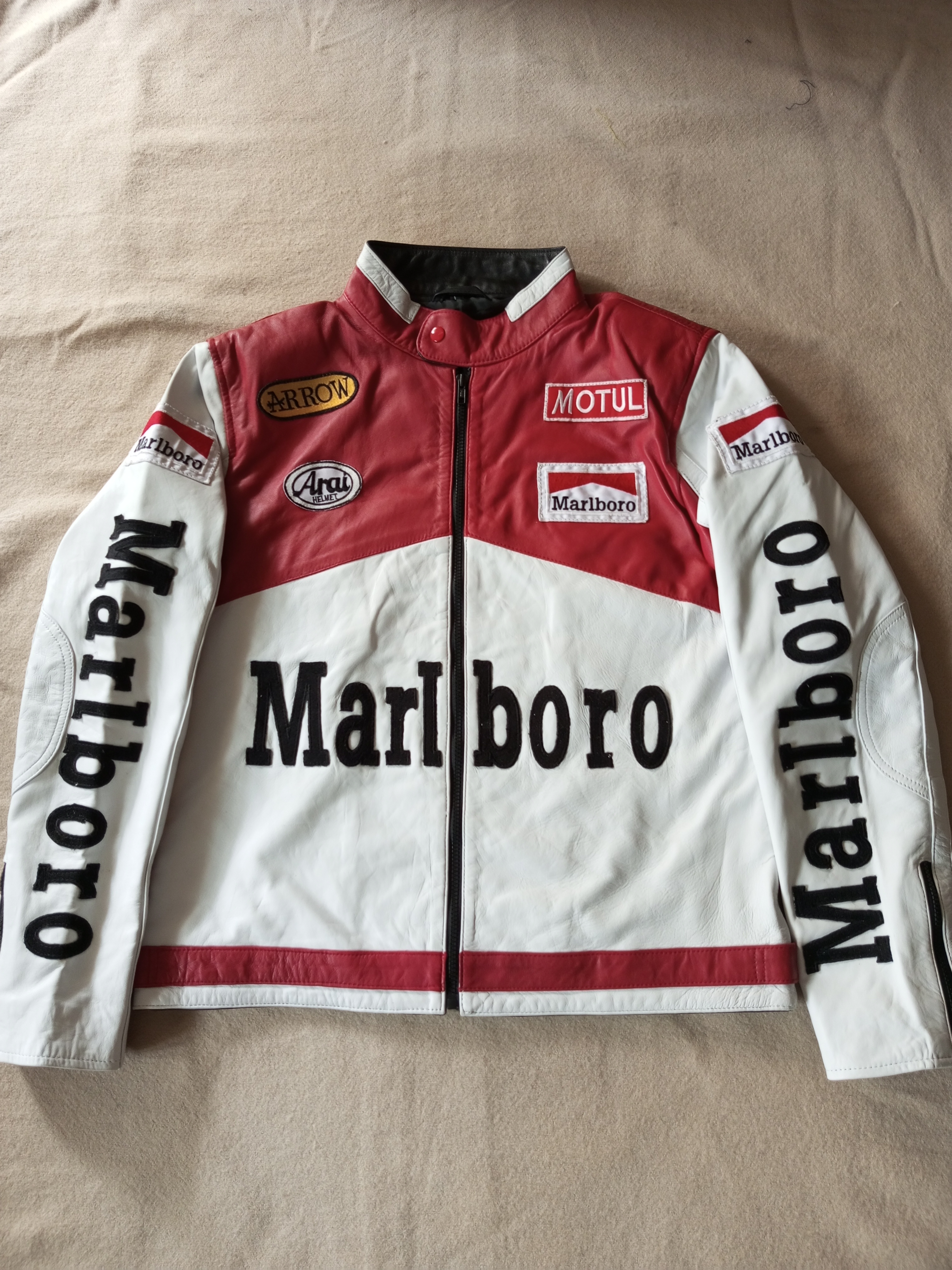 Vêtements en cuir relookés Malboro Racing 10 pièces