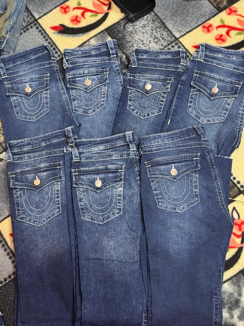 True Religion Estilo 30 piezas