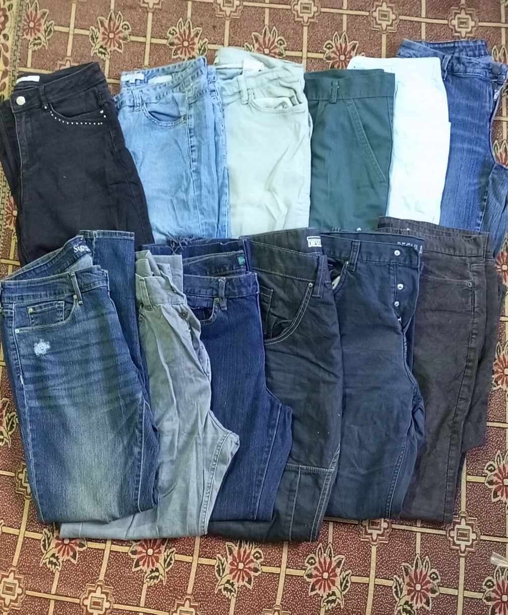 Men's & women's jeans 12 pieces bundle